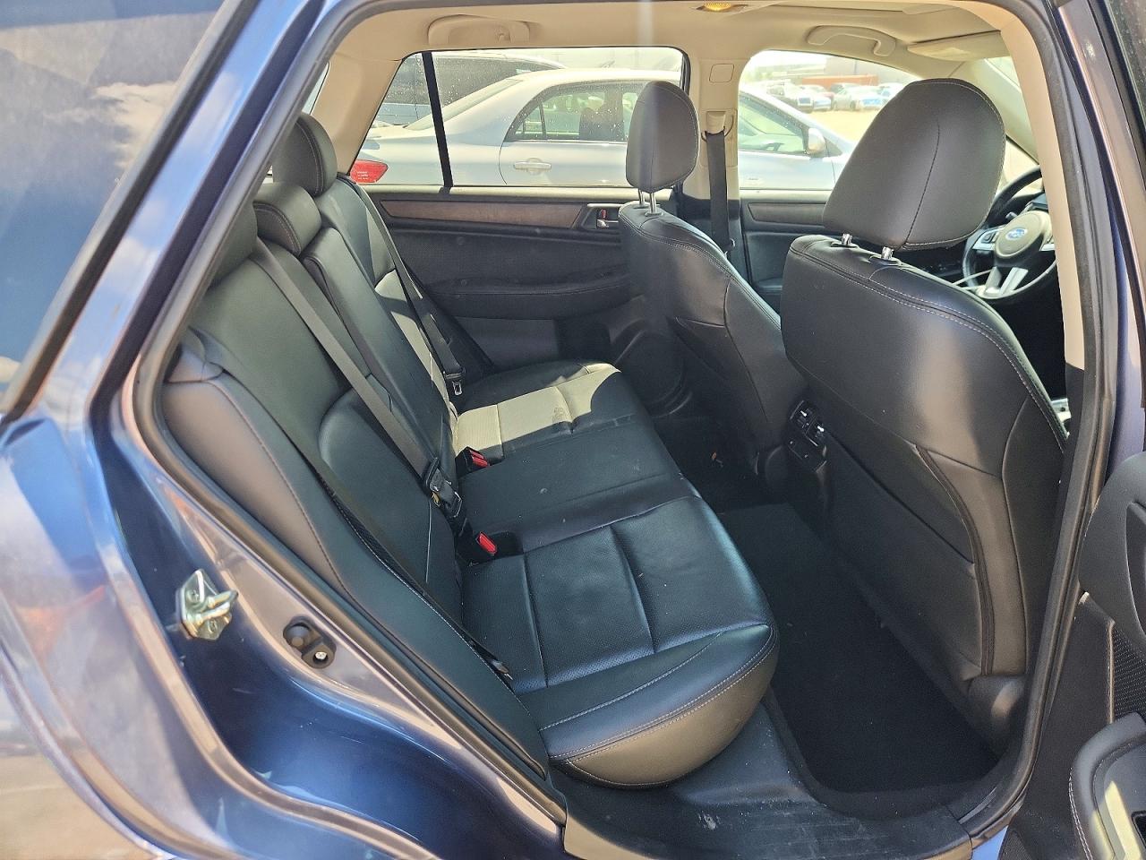 2015 Subaru Outback 3.6r Limited Blue vin: 4S4BSENC8F3318521