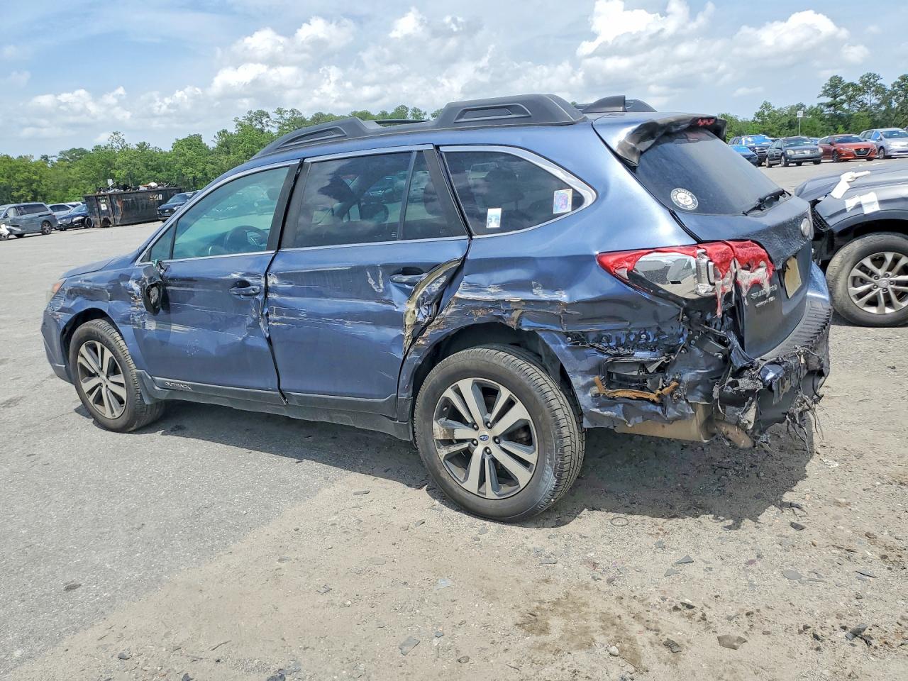 2018 Subaru Outback 3.6r Limited Blue vin: 4S4BSENC8J3367971