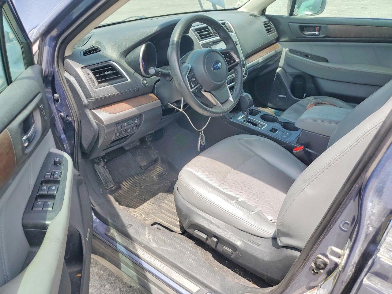 2018 Subaru Outback 3.6r Limited Blue vin: 4S4BSENC8J3367971