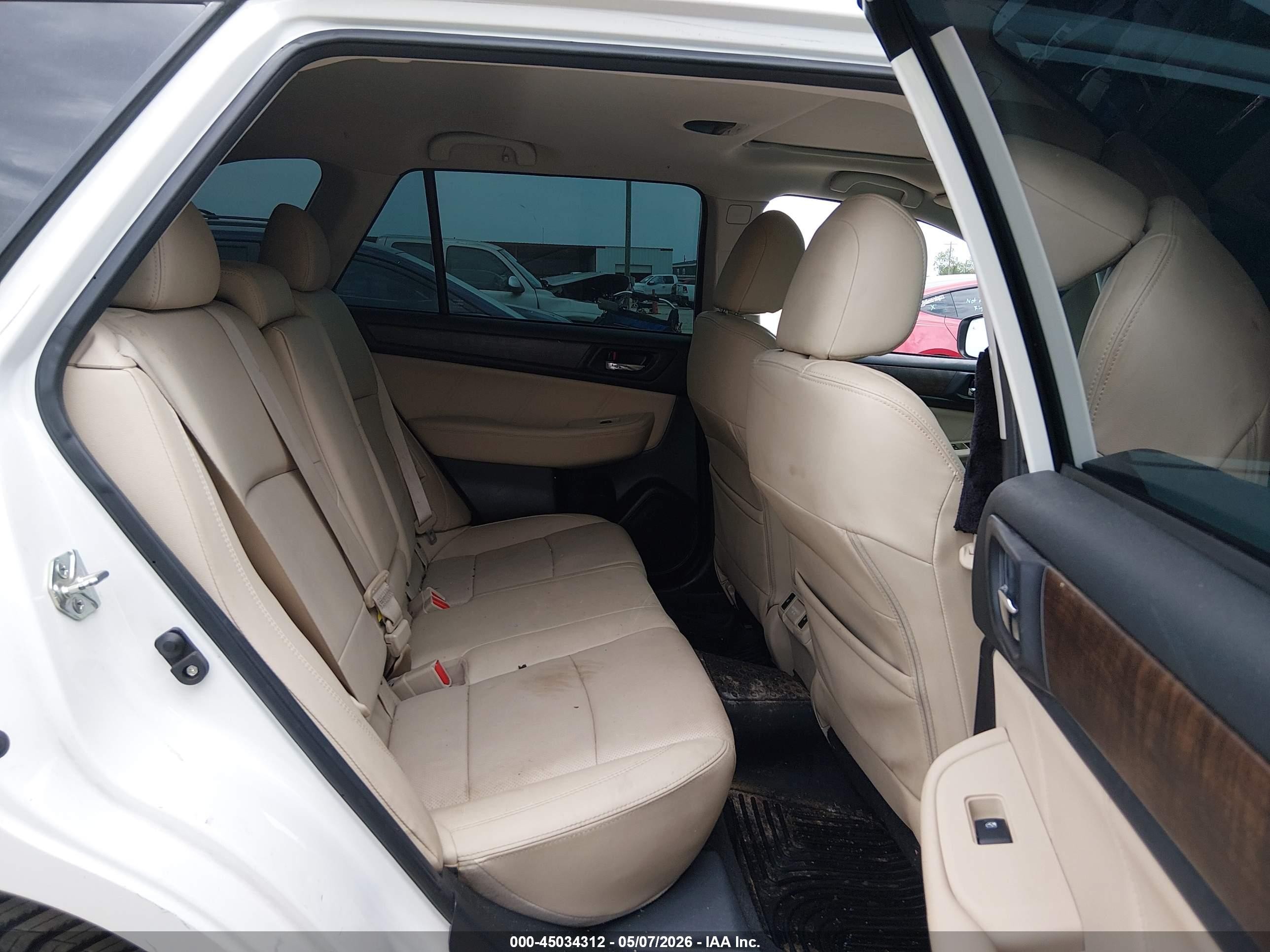2018 Subaru Outback 3.6r Limited White vin: 4S4BSENC9J3249802