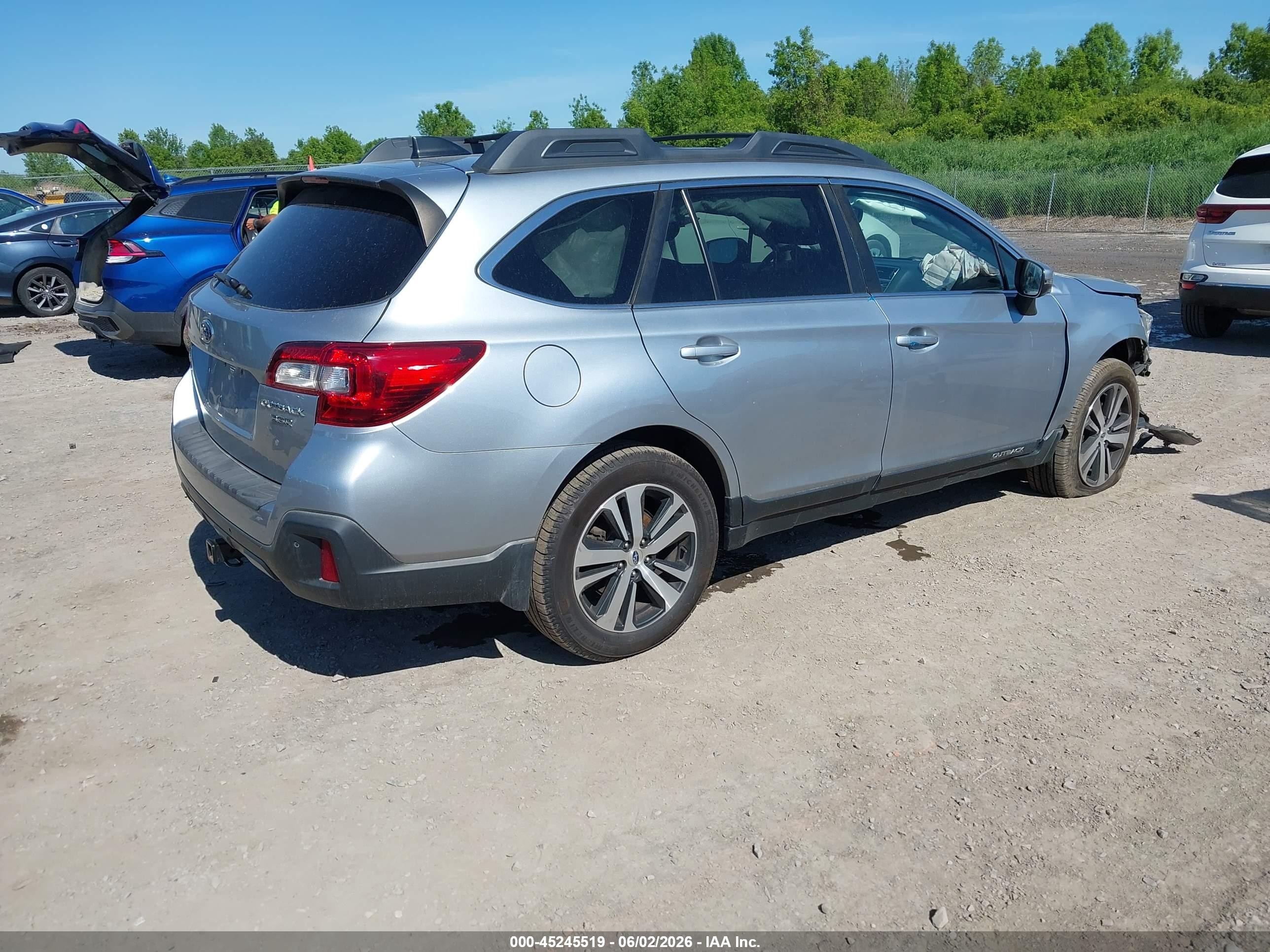 2019 Subaru Outback 3.6r Limited Light Blue vin: 4S4BSENC9K3328579