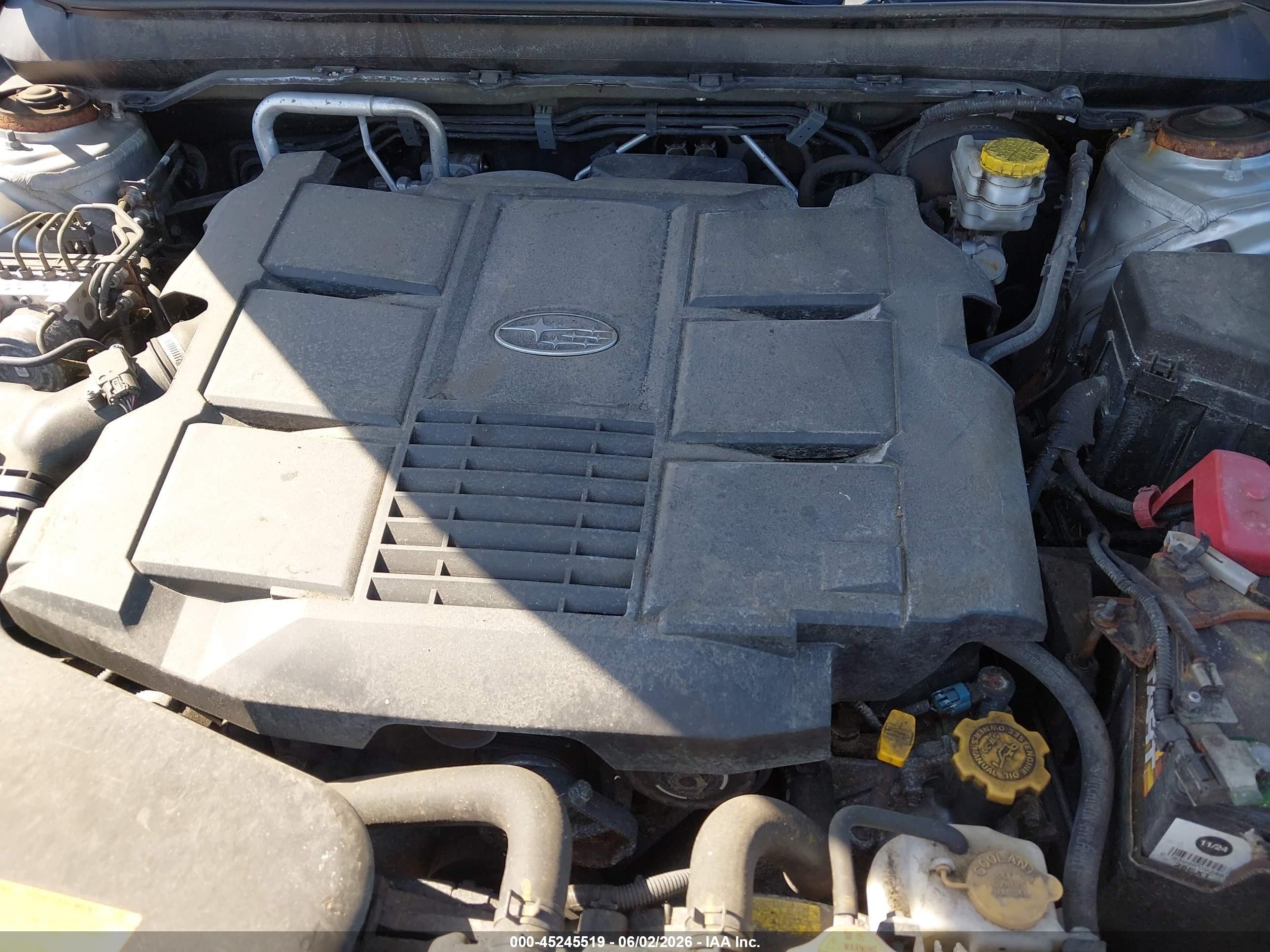 2019 Subaru Outback 3.6r Limited Light Blue vin: 4S4BSENC9K3328579