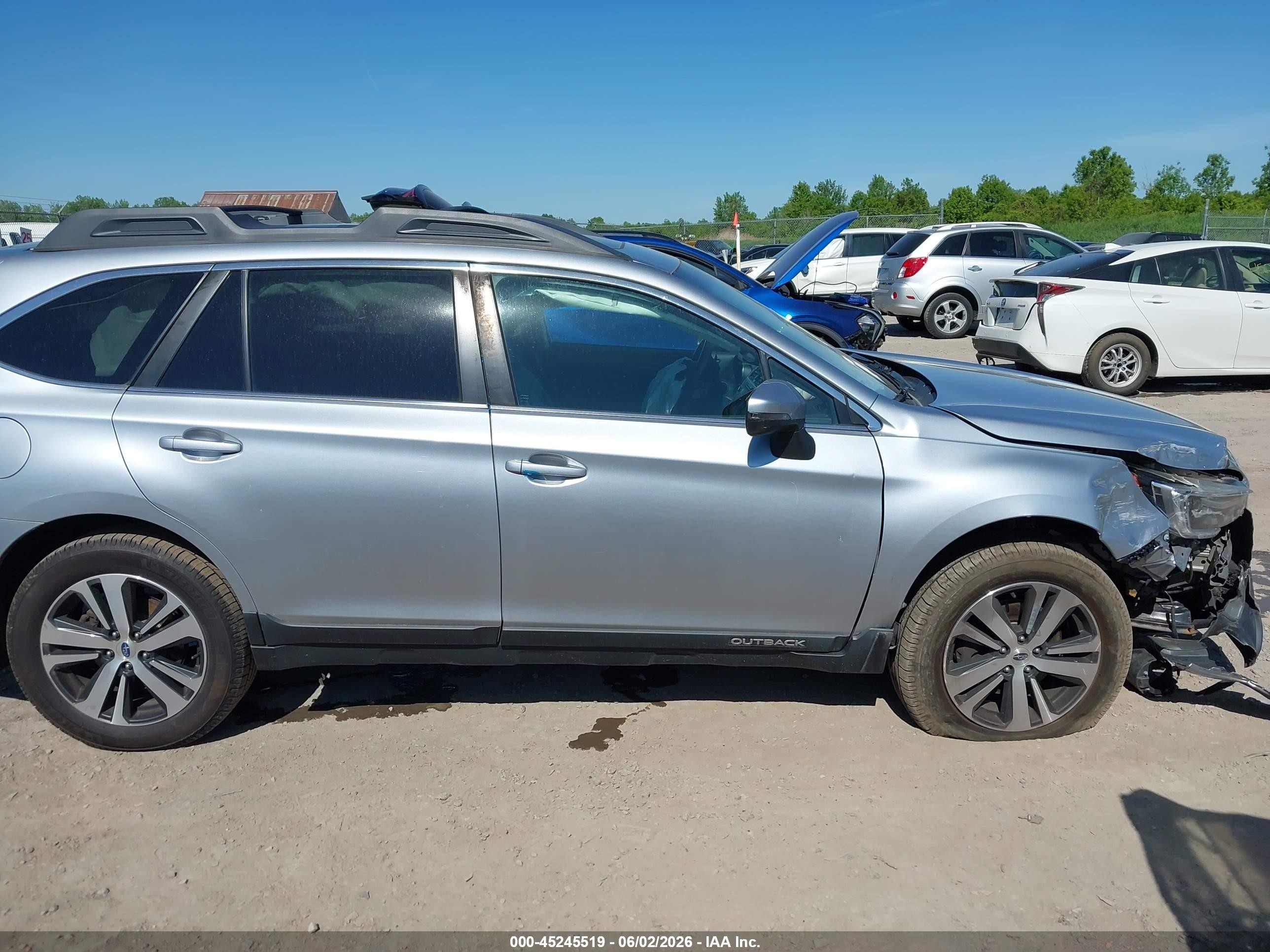 2019 Subaru Outback 3.6r Limited Light Blue vin: 4S4BSENC9K3328579