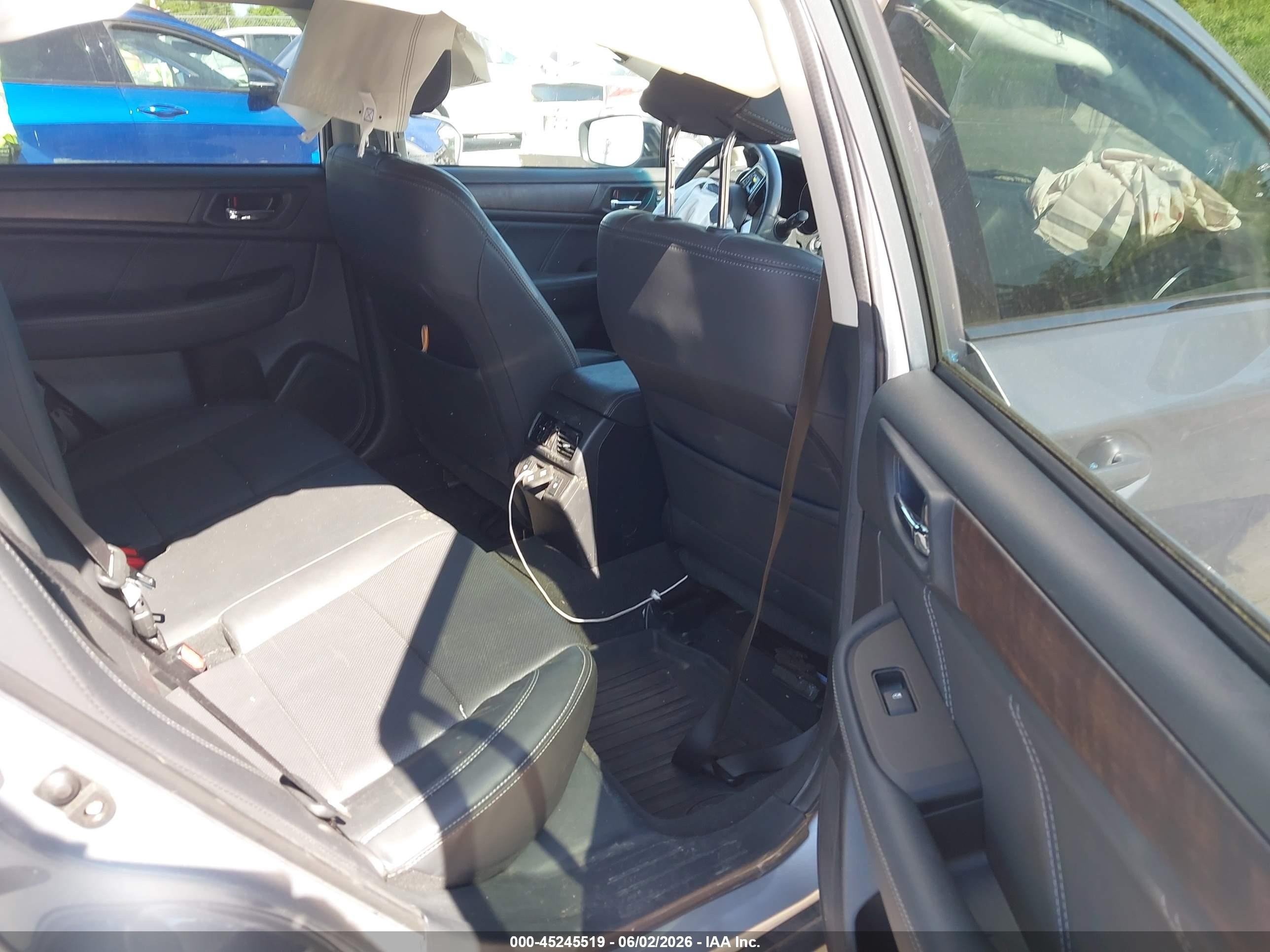 2019 Subaru Outback 3.6r Limited Light Blue vin: 4S4BSENC9K3328579