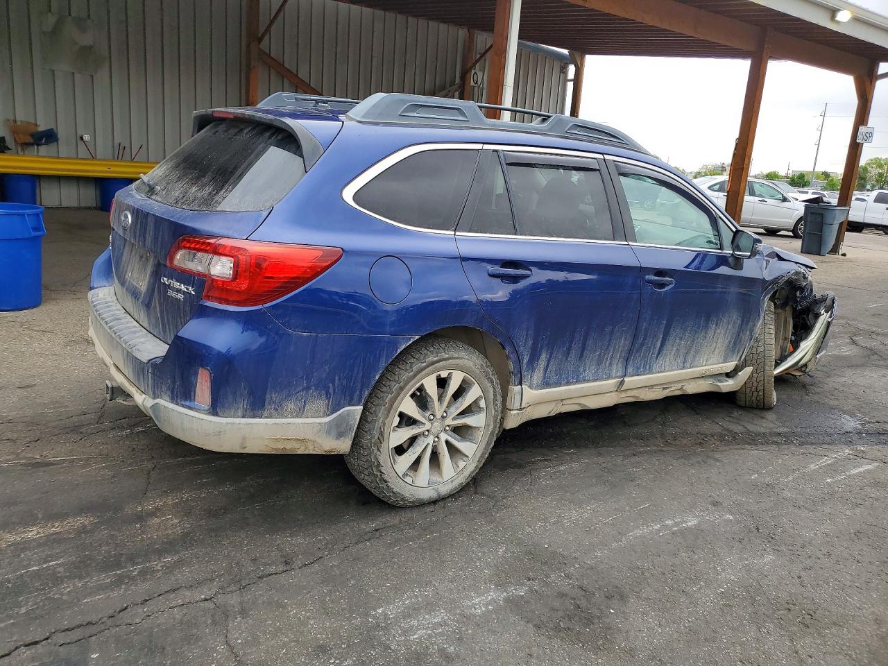 2015 Subaru Outback 3.6r Limited Blue vin: 4S4BSENCXF3230134