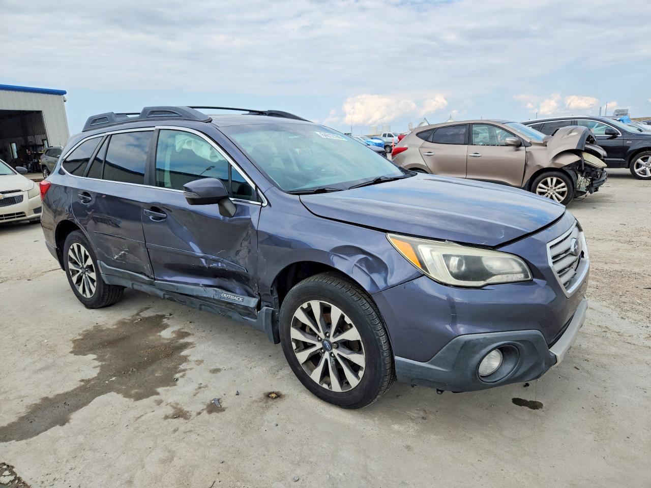 2015 Subaru Outback 3.6r Limited Gray vin: 4S4BSENCXF3280287