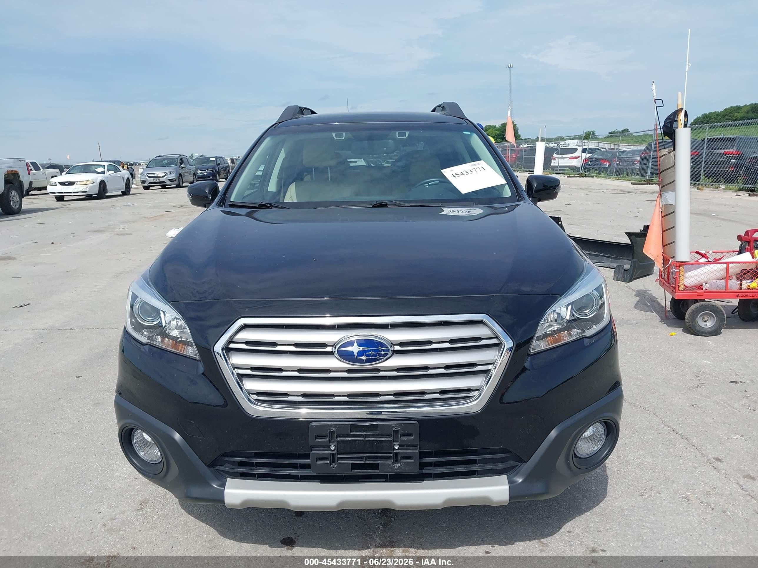 2015 Subaru Outback 3.6r Limited Черный vin: 4S4BSENCXF3287515