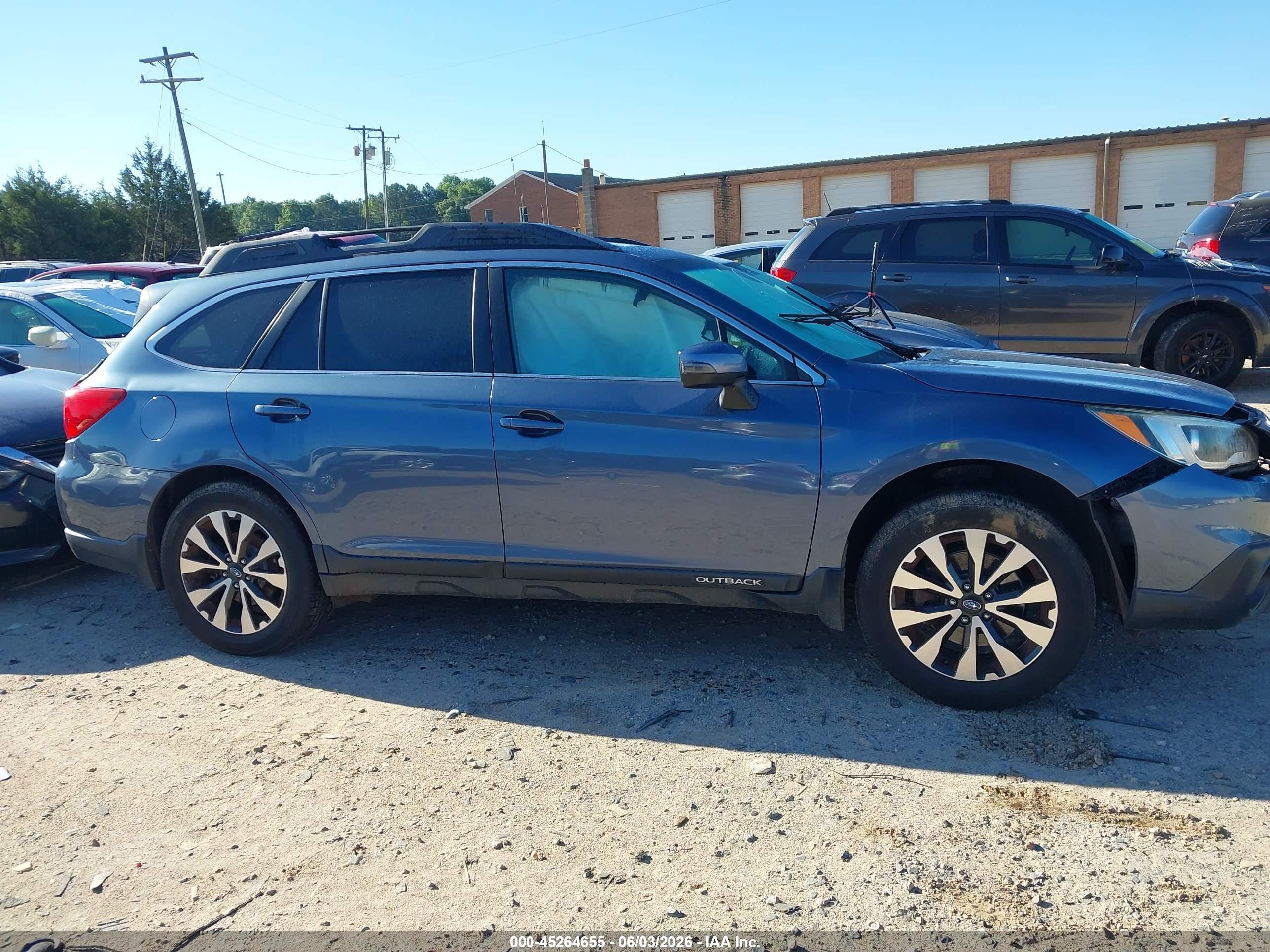 2015 Subaru Outback 3.6r Limited Синий vin: 4S4BSENCXF3301235