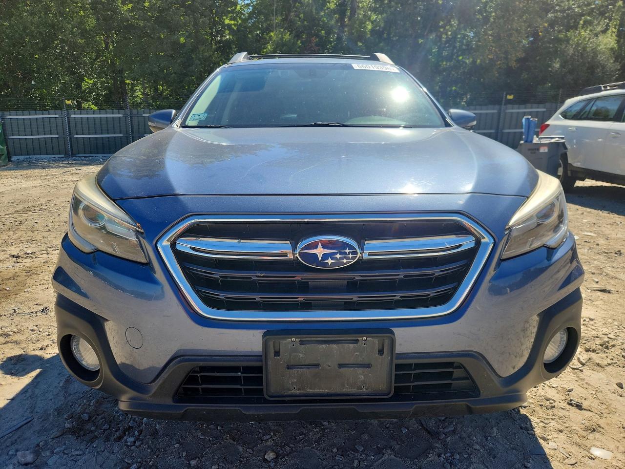 2018 Subaru Outback 3.6r Limited Blue vin: 4S4BSENCXJ3358012