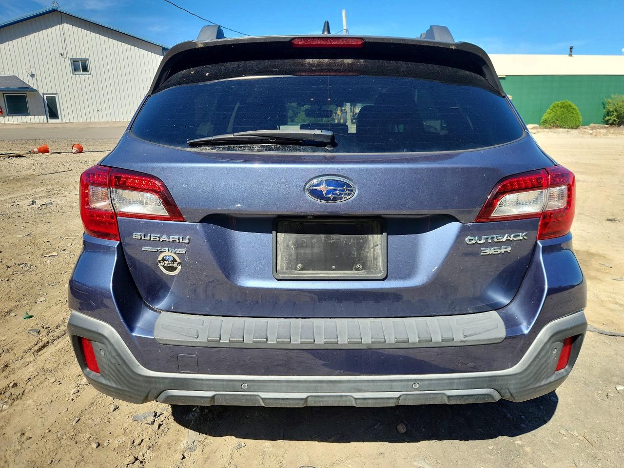 2018 Subaru Outback 3.6r Limited Blue vin: 4S4BSENCXJ3358012