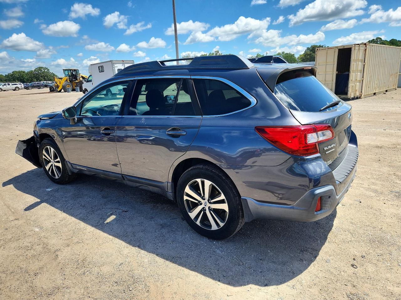 2018 Subaru Outback 3.6r Limited Charcoal vin: 4S4BSENCXJ3383301