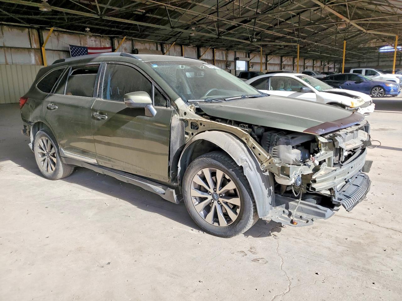 2017 Subaru Outback Touring Green vin: 4S4BSETC3H3431640