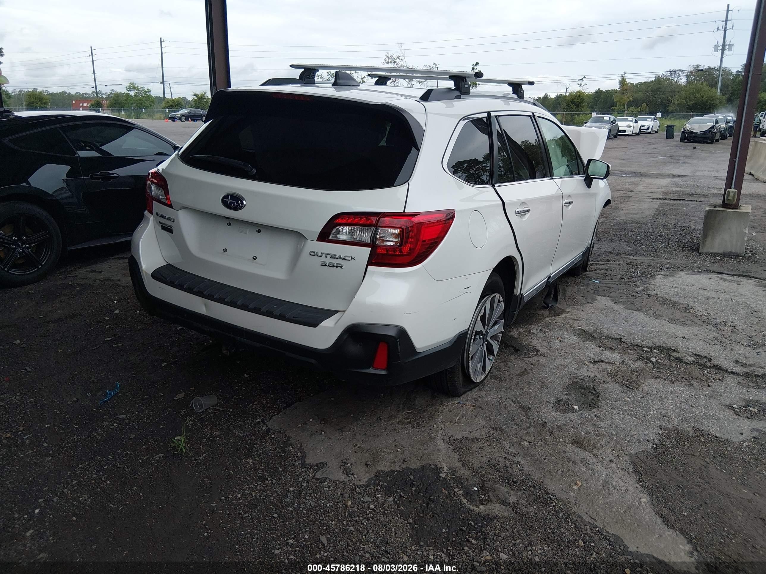 2019 Subaru Outback 3.6r Touring Белый vin: 4S4BSETC3K3287529
