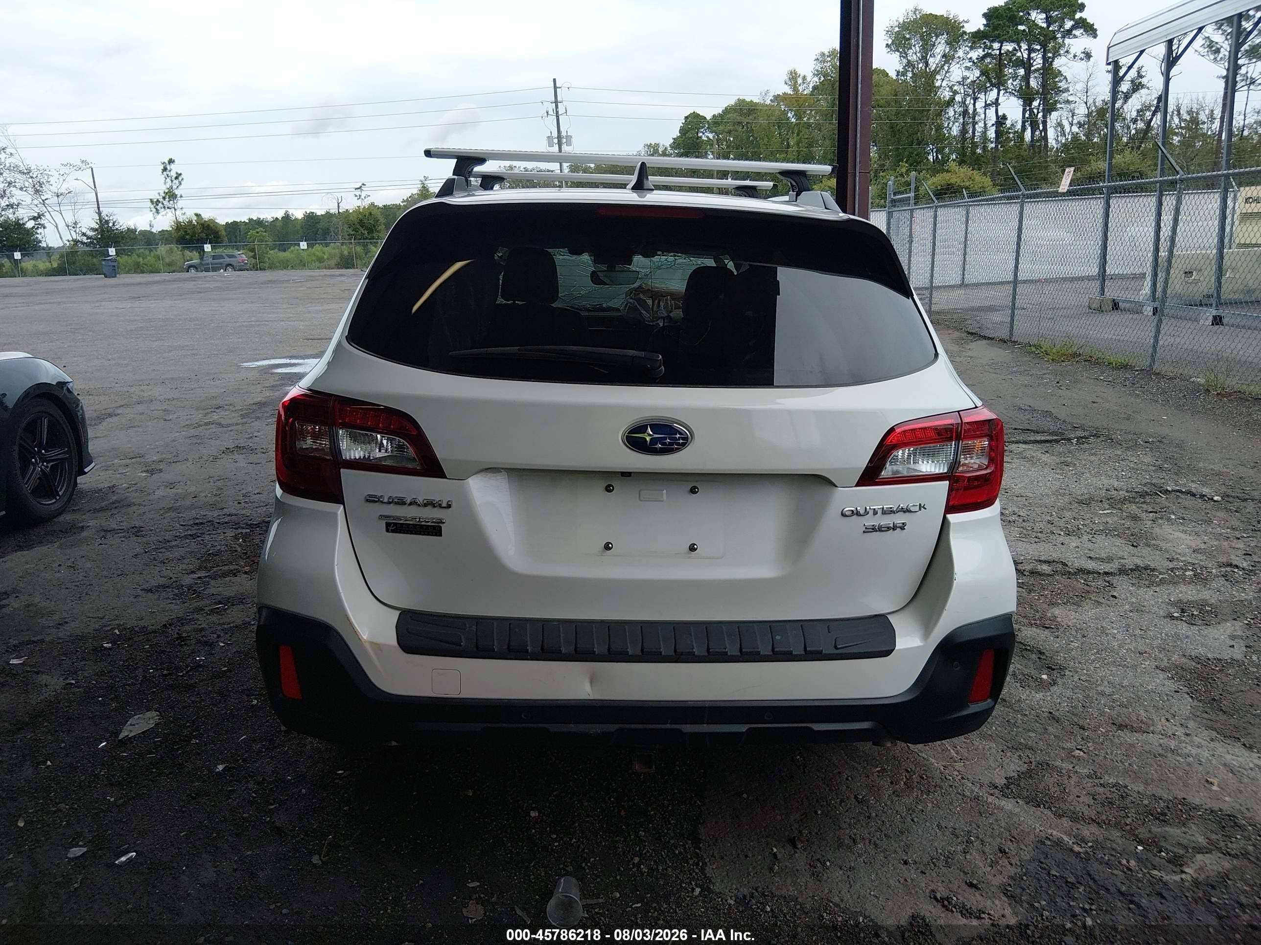 2019 Subaru Outback 3.6r Touring Белый vin: 4S4BSETC3K3287529