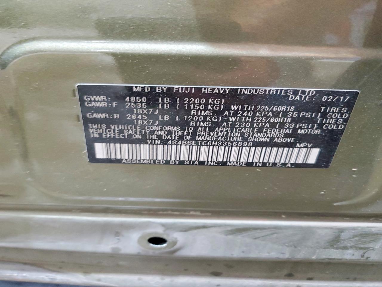 2017 Subaru Outback Touring Green vin: 4S4BSETC6H3356898