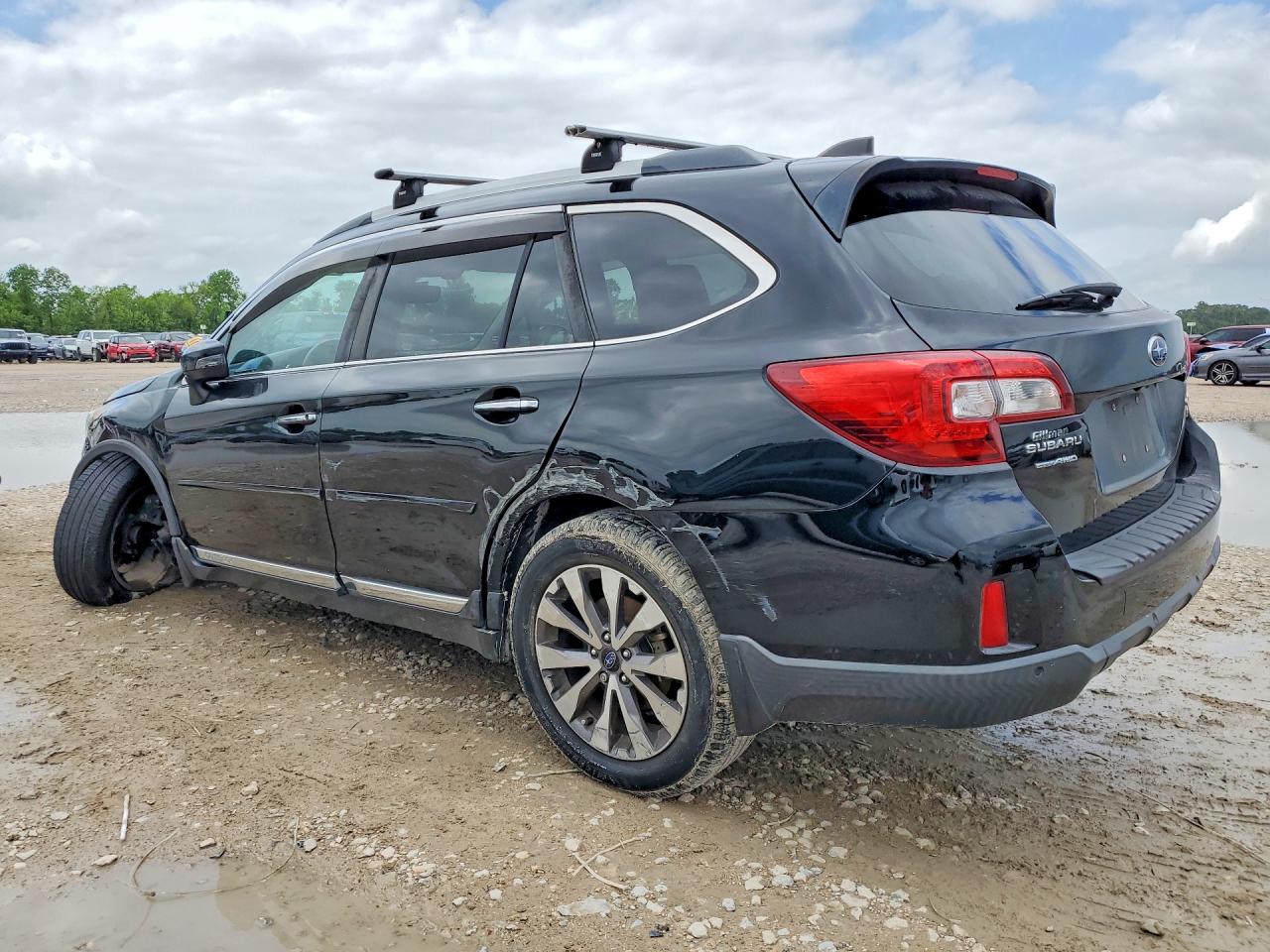 2017 Subaru Outback Touring Black vin: 4S4BSETC9H3397901