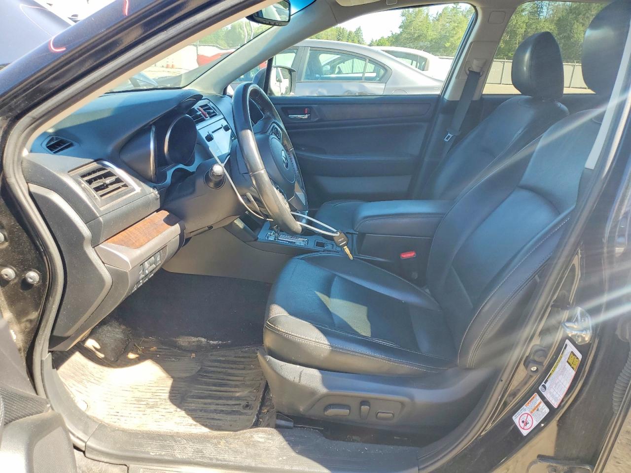 2015 Subaru Outback 3.6r Limited Black vin: 4S4BSFLC7F3203739
