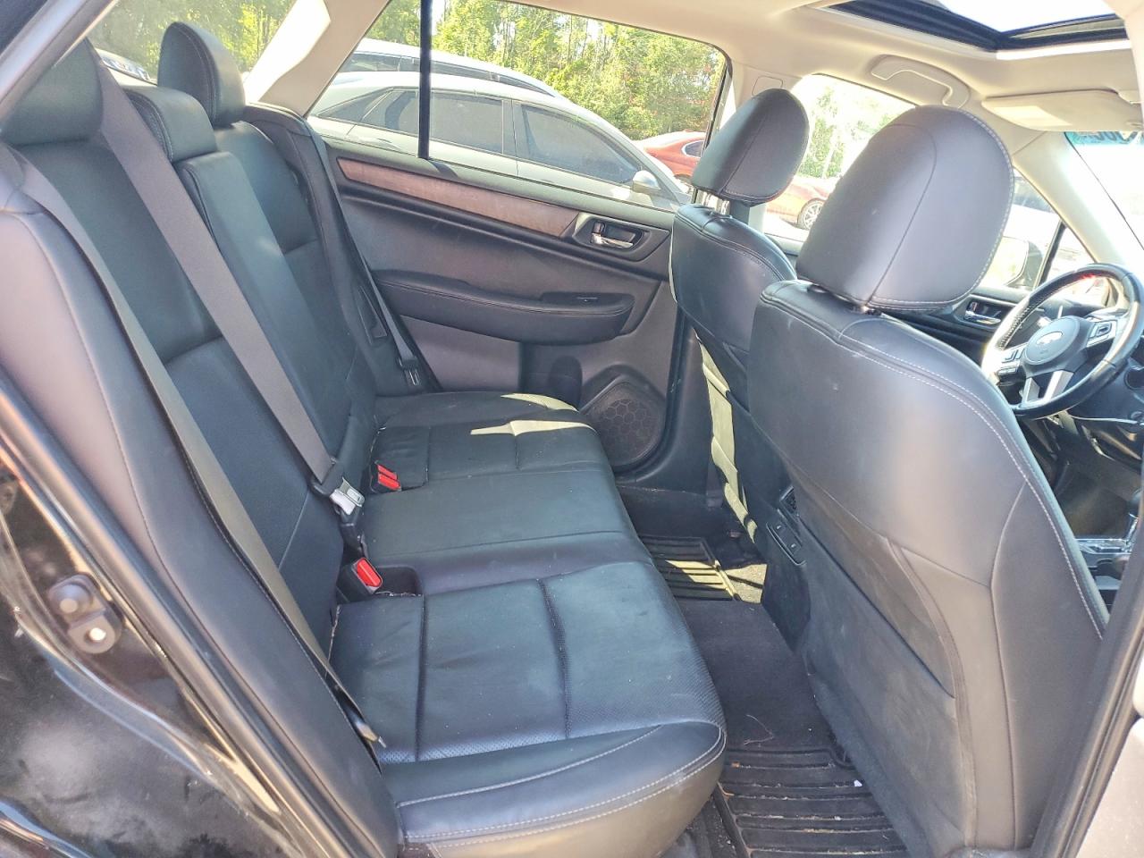 2015 Subaru Outback 3.6r Limited Black vin: 4S4BSFLC7F3203739