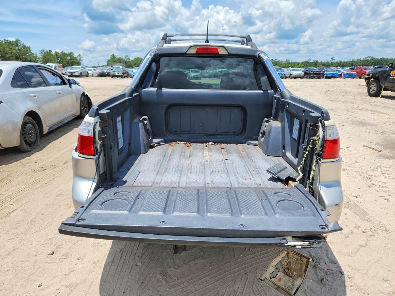 2004 Subaru Baja Turbo White vin: 4S4BT63C345100977