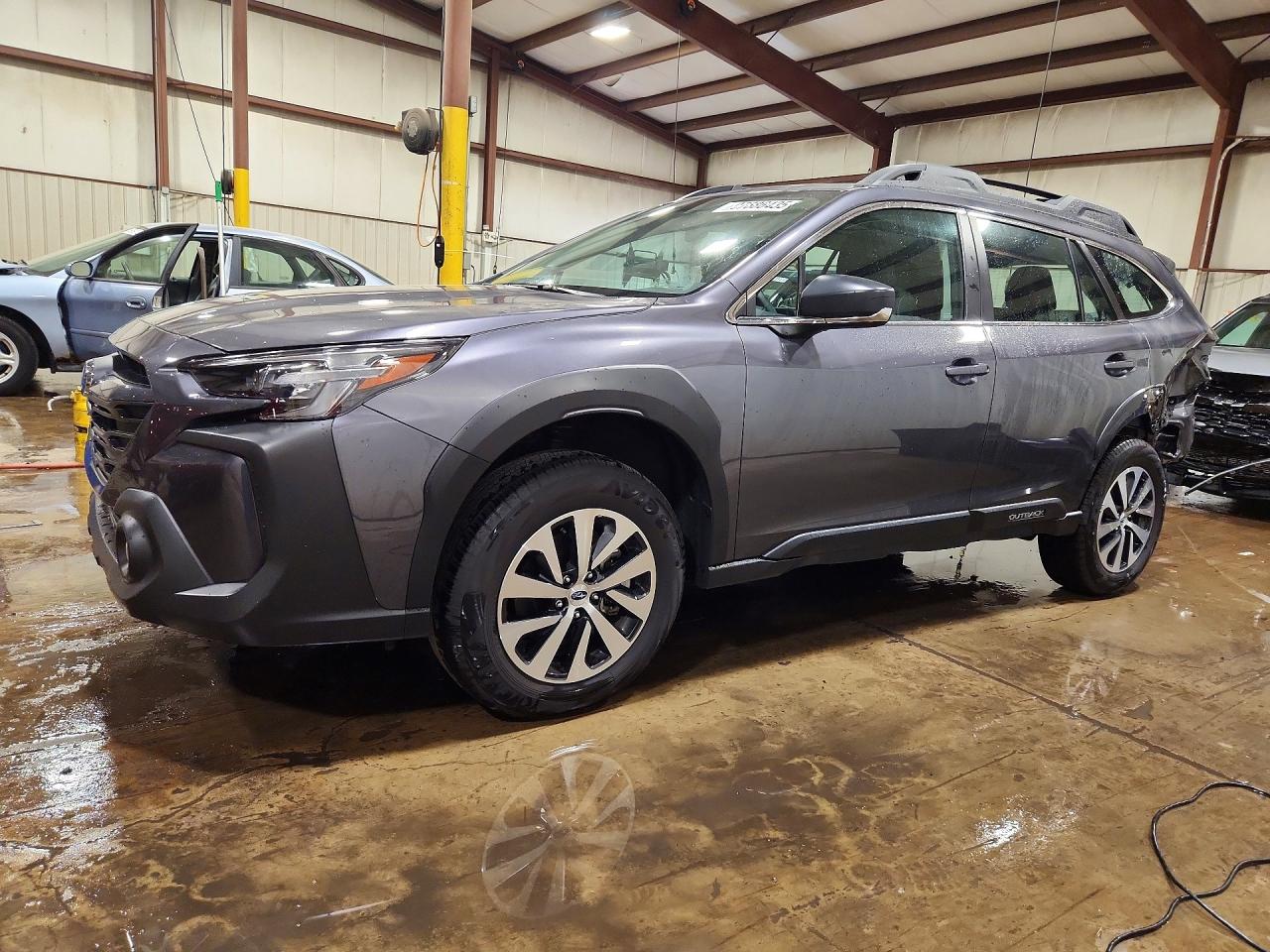 2025 Subaru Outback Gray vin: 4S4BTAAC7S3141014