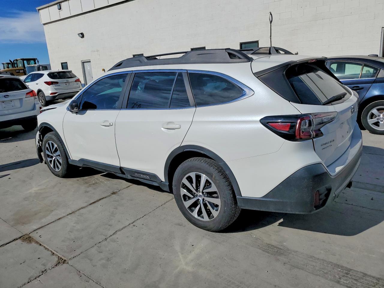 2022 Subaru Outback White vin: 4S4BTAACXN3201436