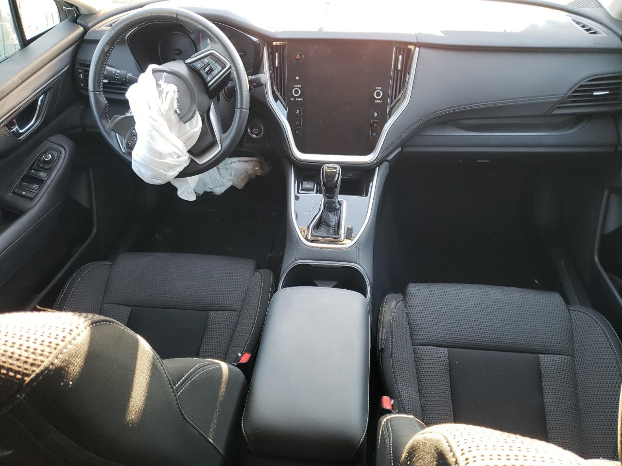 2020 Subaru Outback Premium Gray vin: 4S4BTACC3L3248253