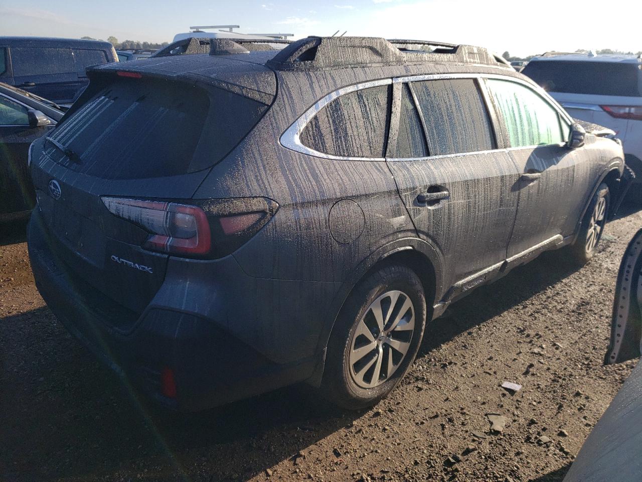 2020 Subaru Outback Premium Gray vin: 4S4BTACC3L3248253
