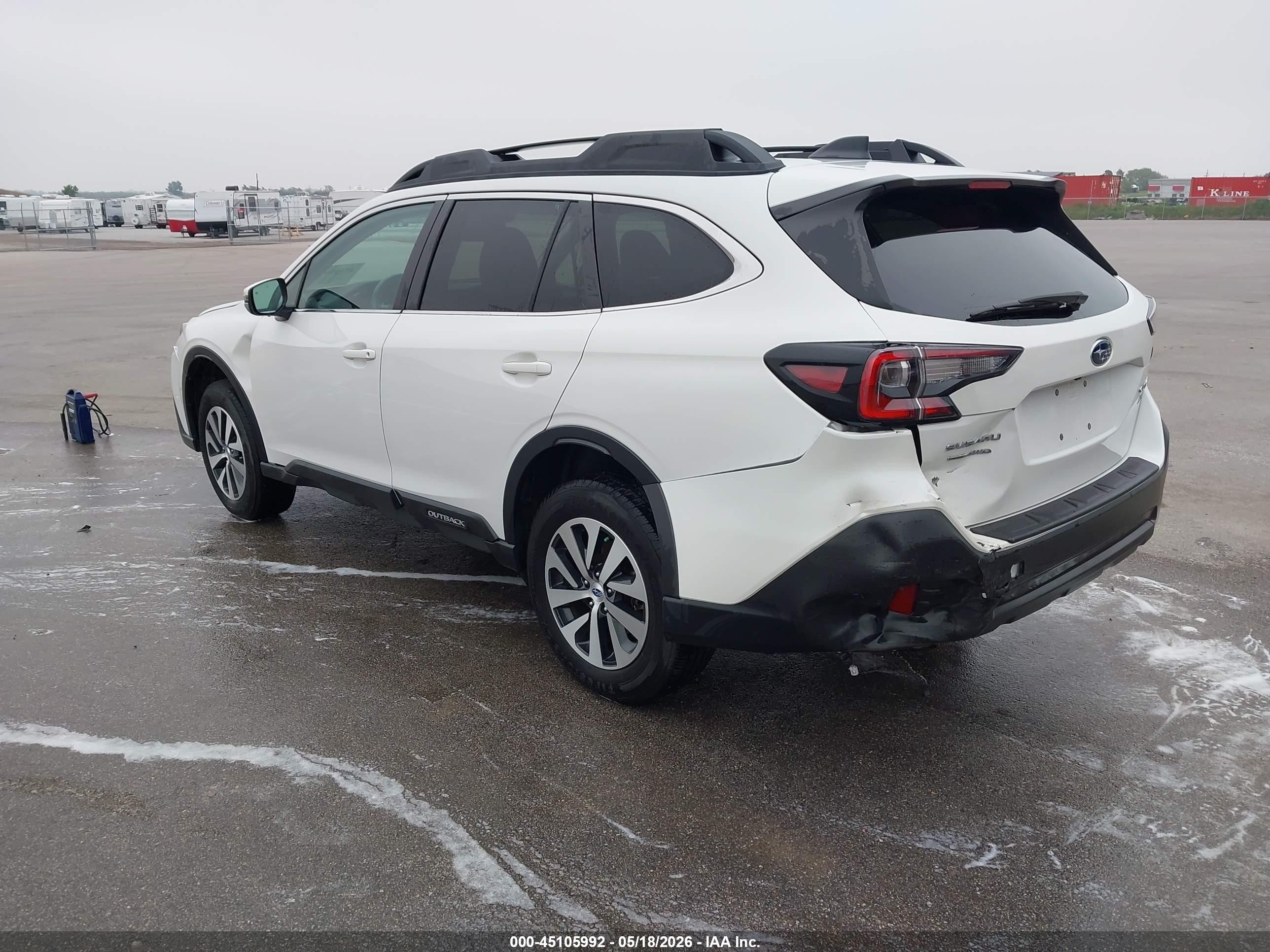 2020 Subaru Outback Premium White vin: 4S4BTACC4L3215276