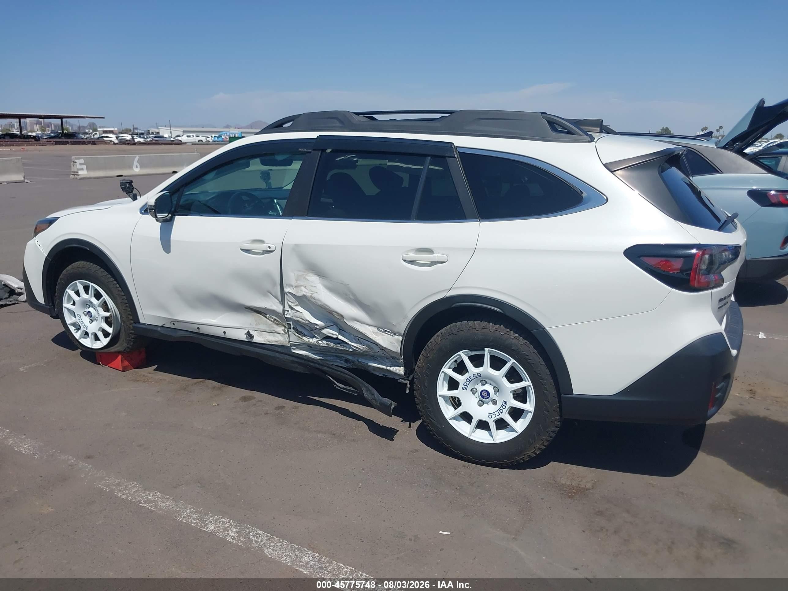 2022 Subaru Outback Premium White vin: 4S4BTACC6N3104067