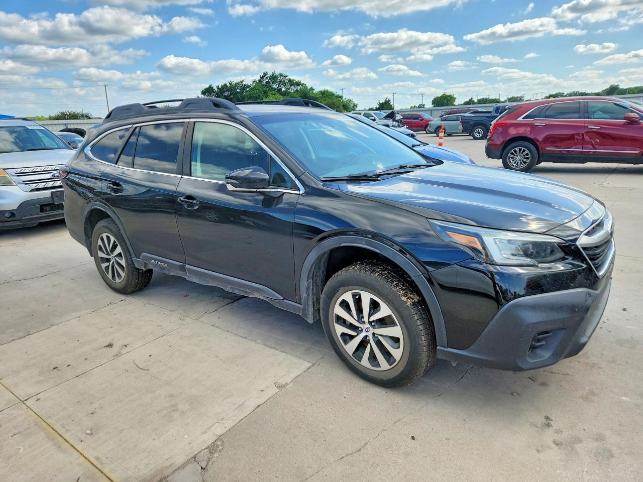 2020 Subaru Outback Premium Black vin: 4S4BTACC8L3231528