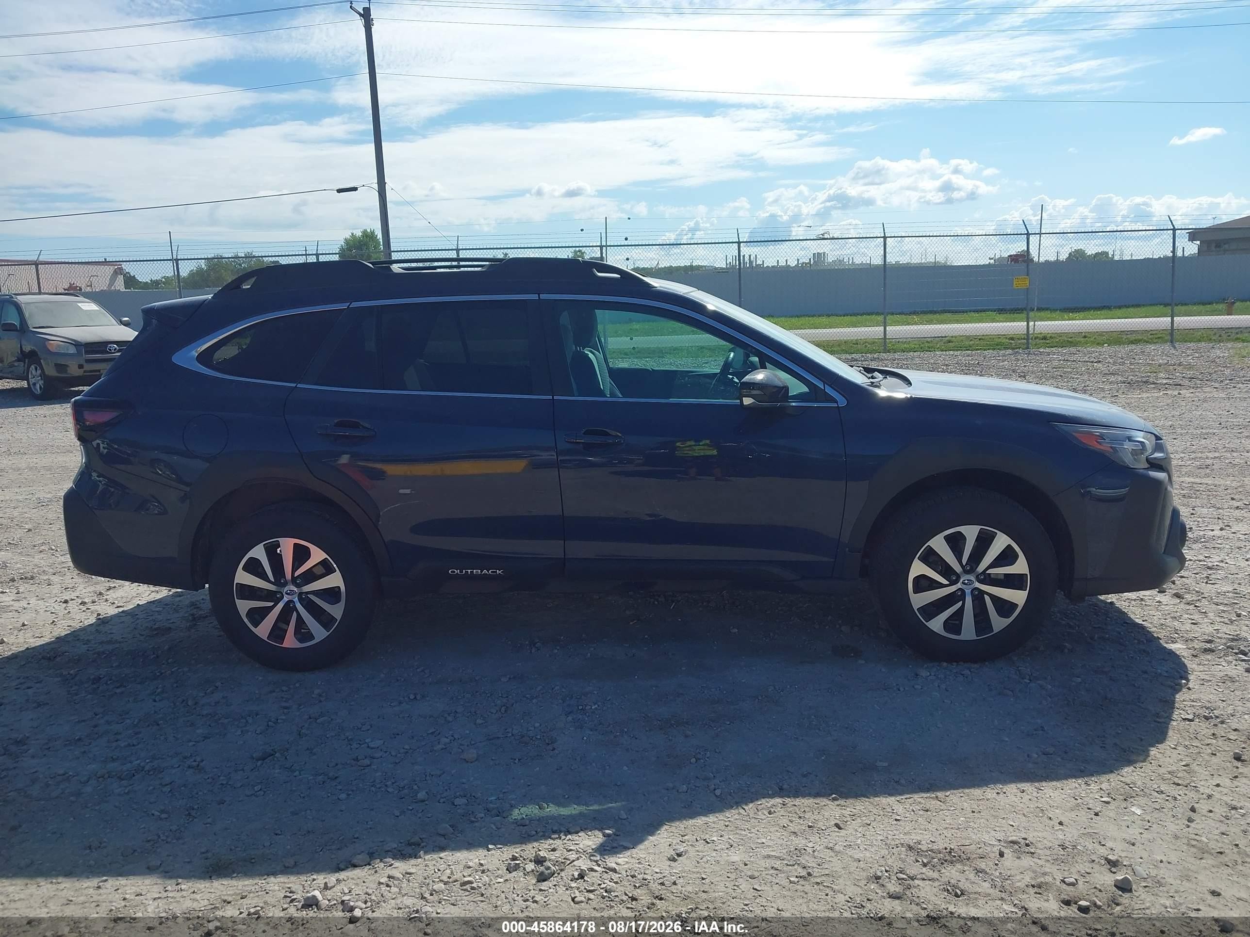2025 Subaru Outback Premium Blue vin: 4S4BTACC8S3211567