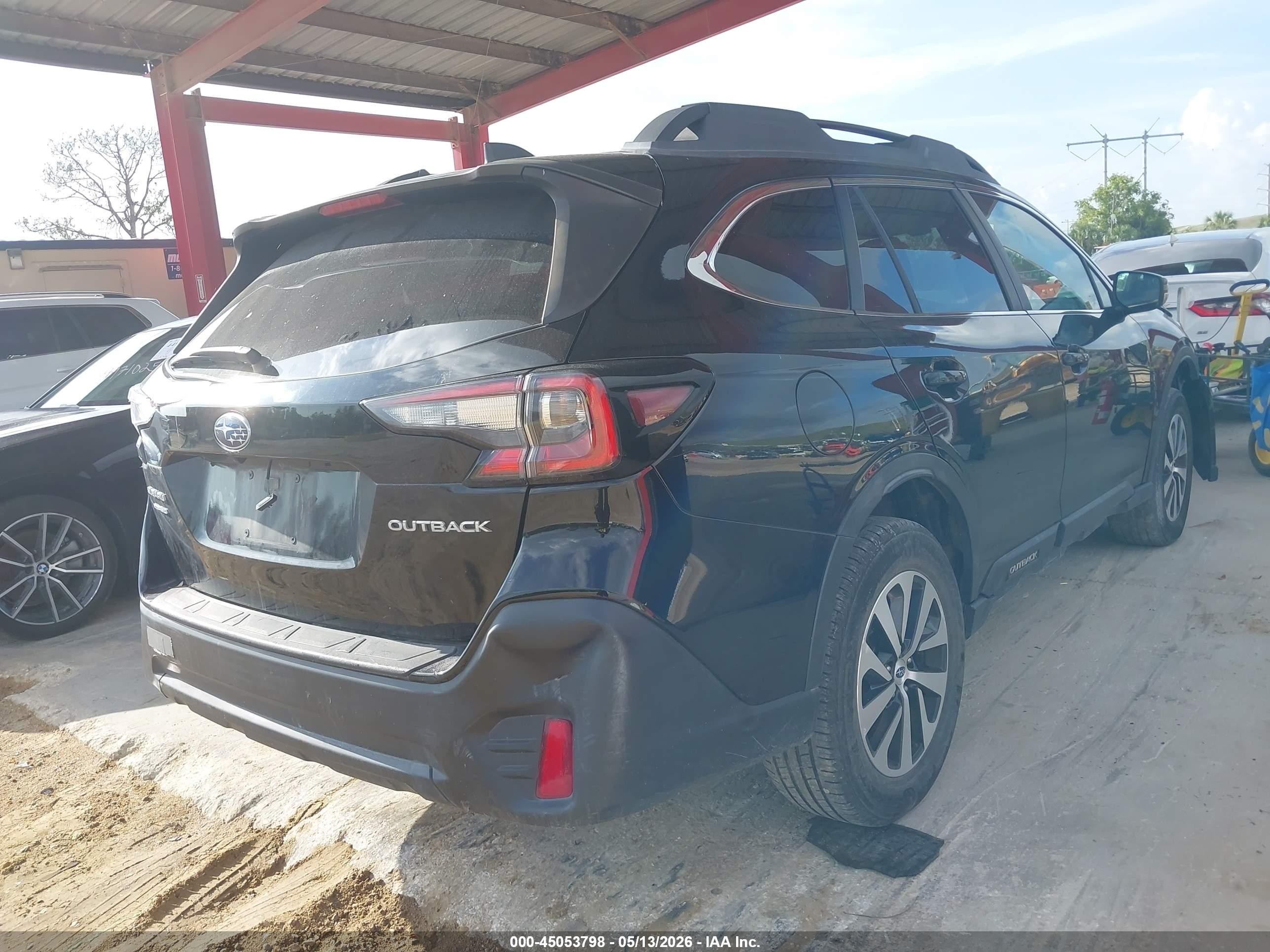 2020 Subaru Outback Premium Black vin: 4S4BTACCXL3113271