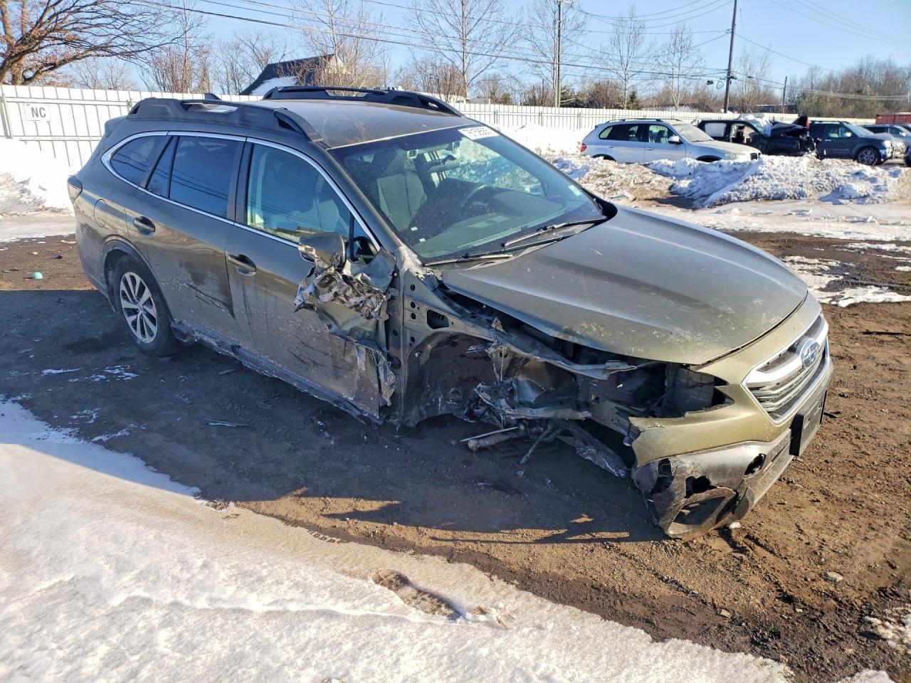 2021 Subaru Outback Premium Green vin: 4S4BTADC0M3179120