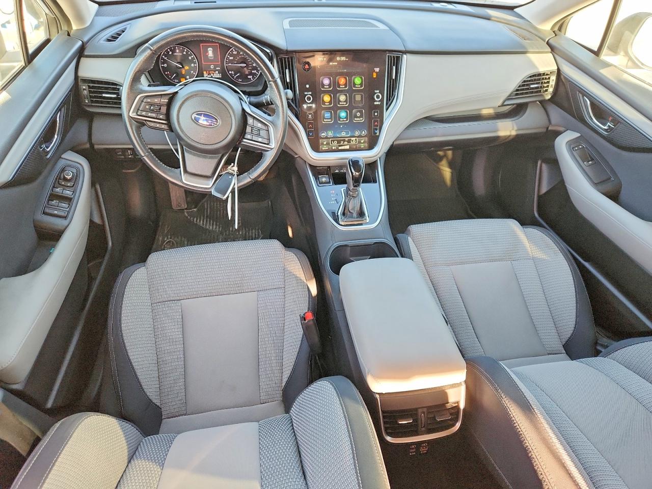 2023 Subaru Outback Premium Серебряный vin: 4S4BTADC0P3166078