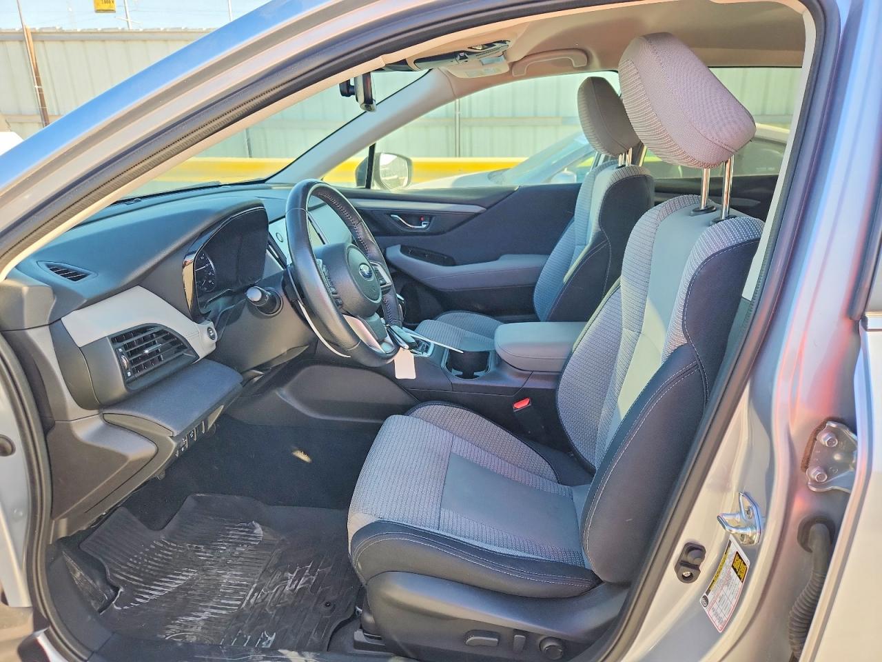 2023 Subaru Outback Premium Серебряный vin: 4S4BTADC0P3166078