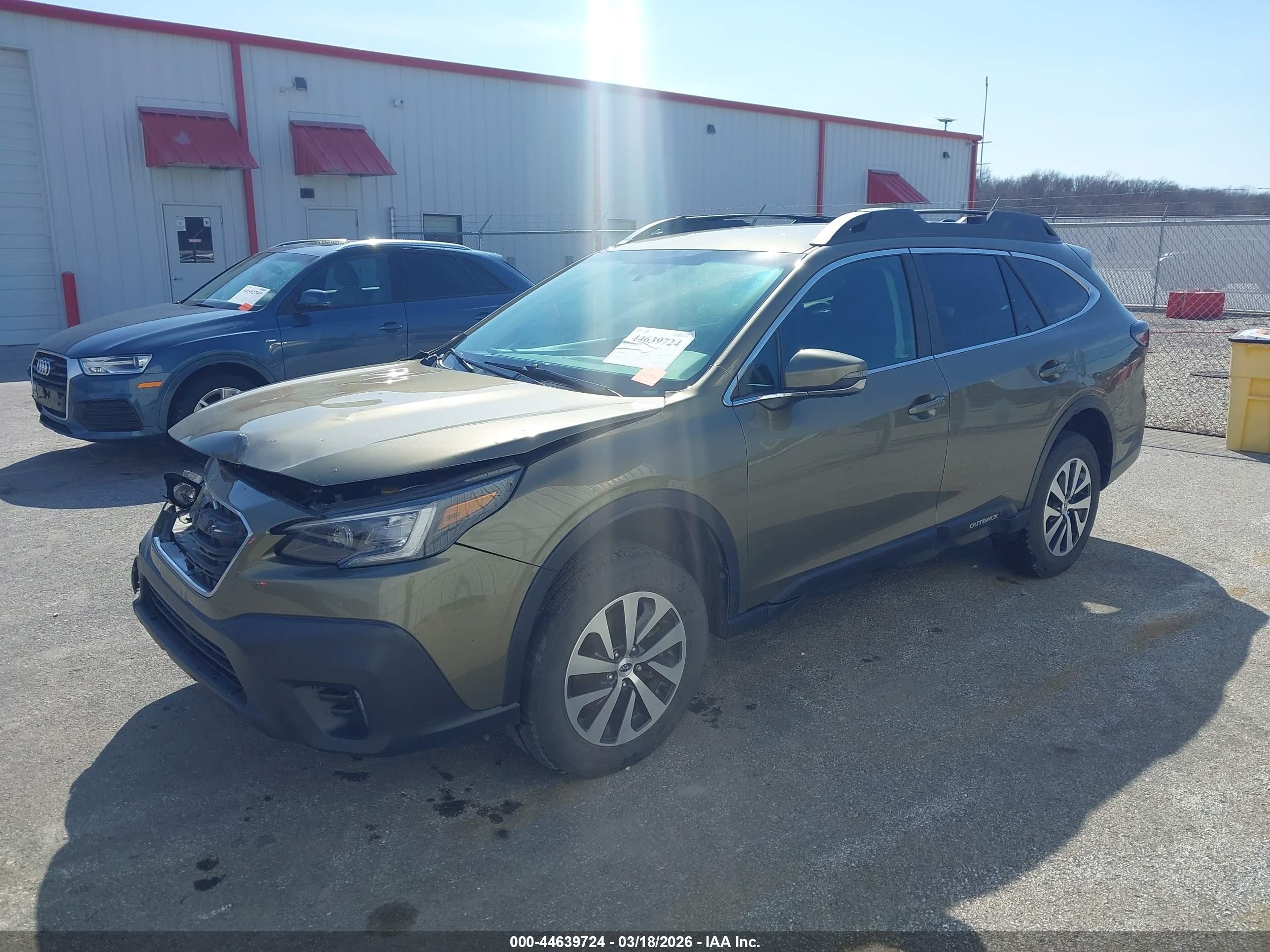 2021 Subaru Outback Premium Green vin: 4S4BTADC7M3181365