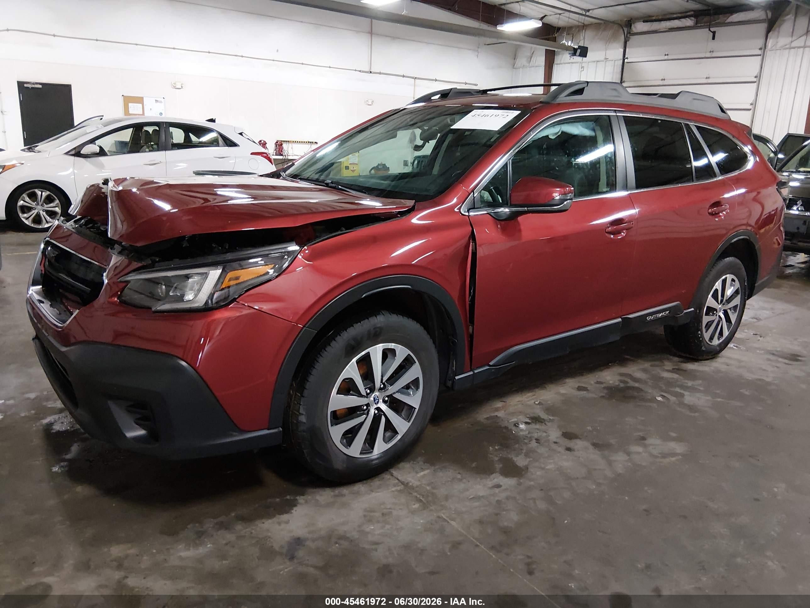 2022 Subaru Outback Premium Red vin: 4S4BTADCXN3139743