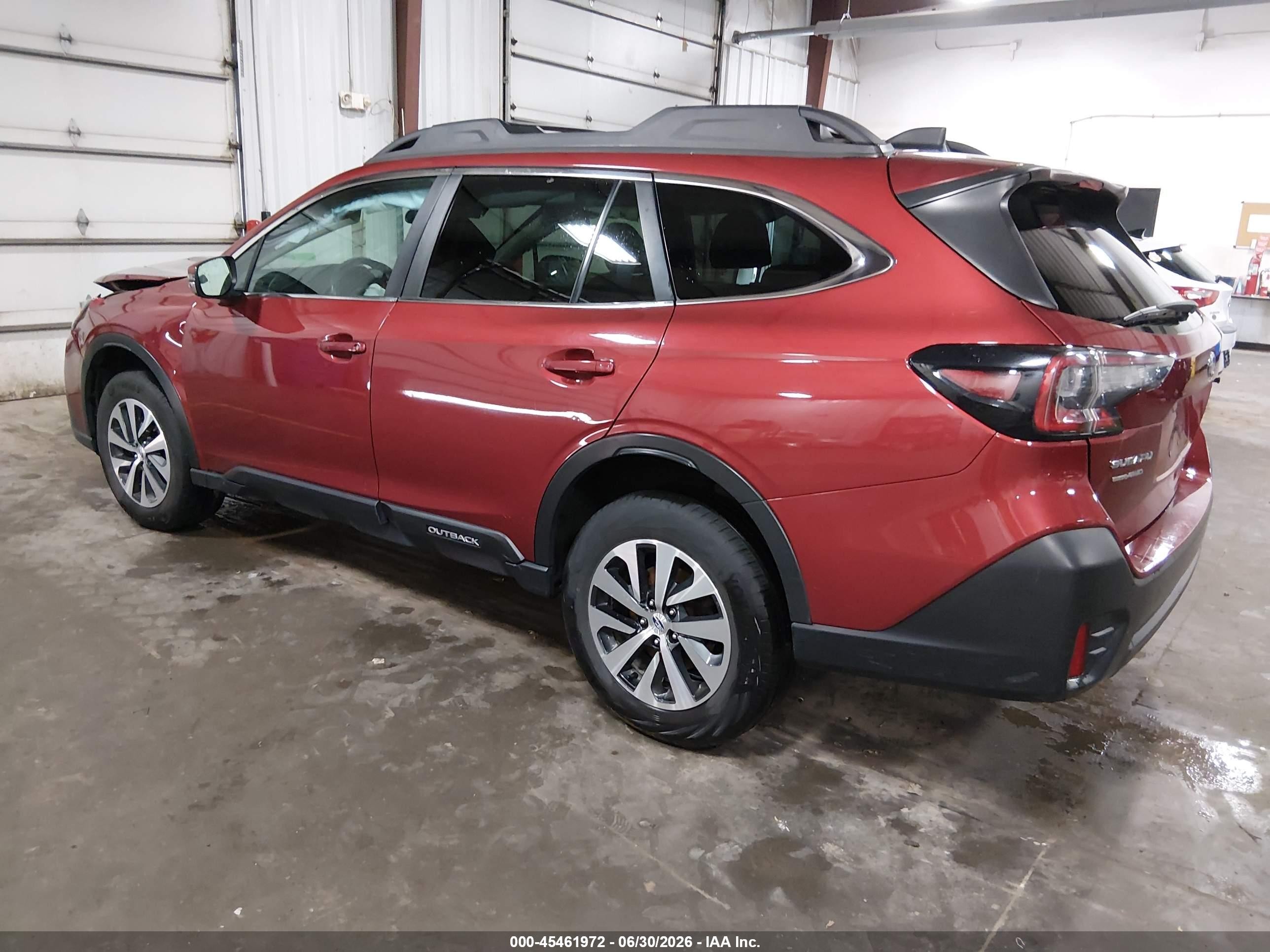 2022 Subaru Outback Premium Red vin: 4S4BTADCXN3139743