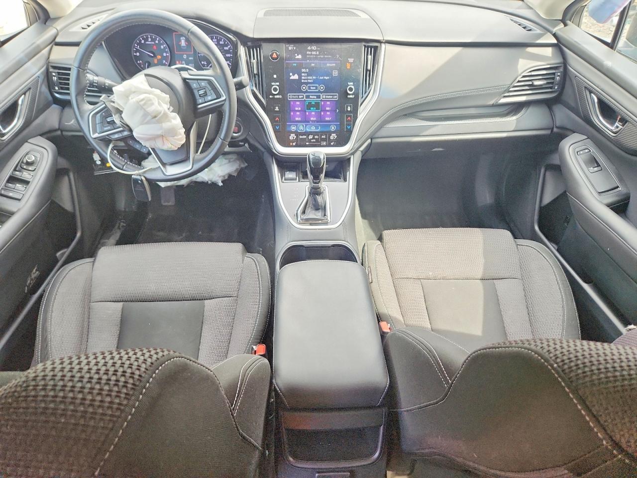 2020 Subaru Outback Premium Gray vin: 4S4BTAEC7L3128663
