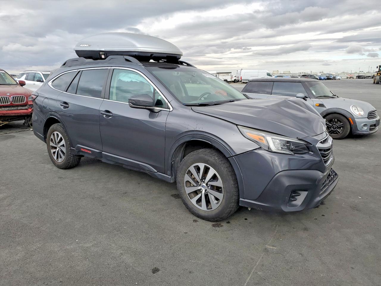 2020 Subaru Outback Premium Gray vin: 4S4BTAEC8L3256295