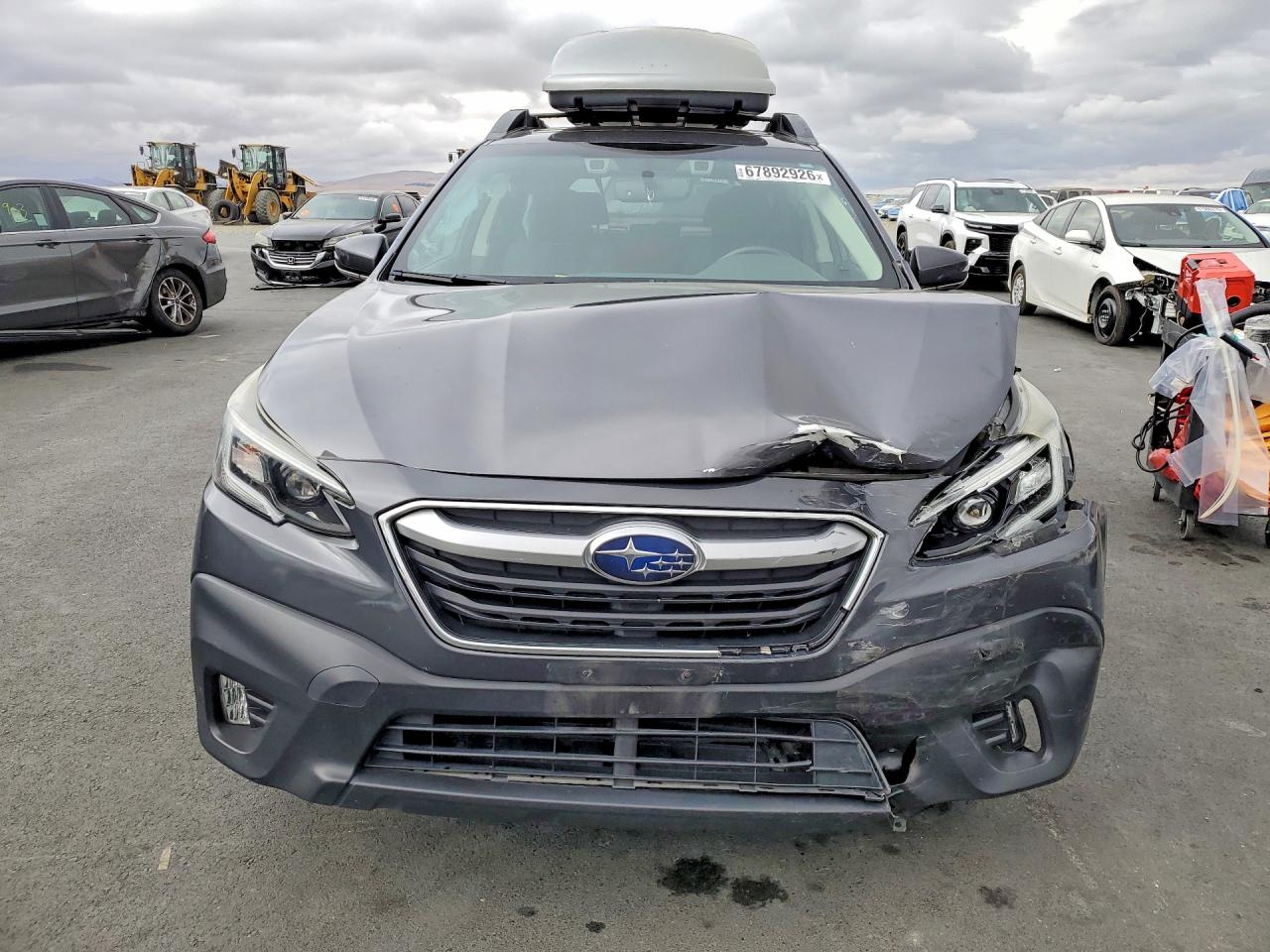 2020 Subaru Outback Premium Gray vin: 4S4BTAEC8L3256295