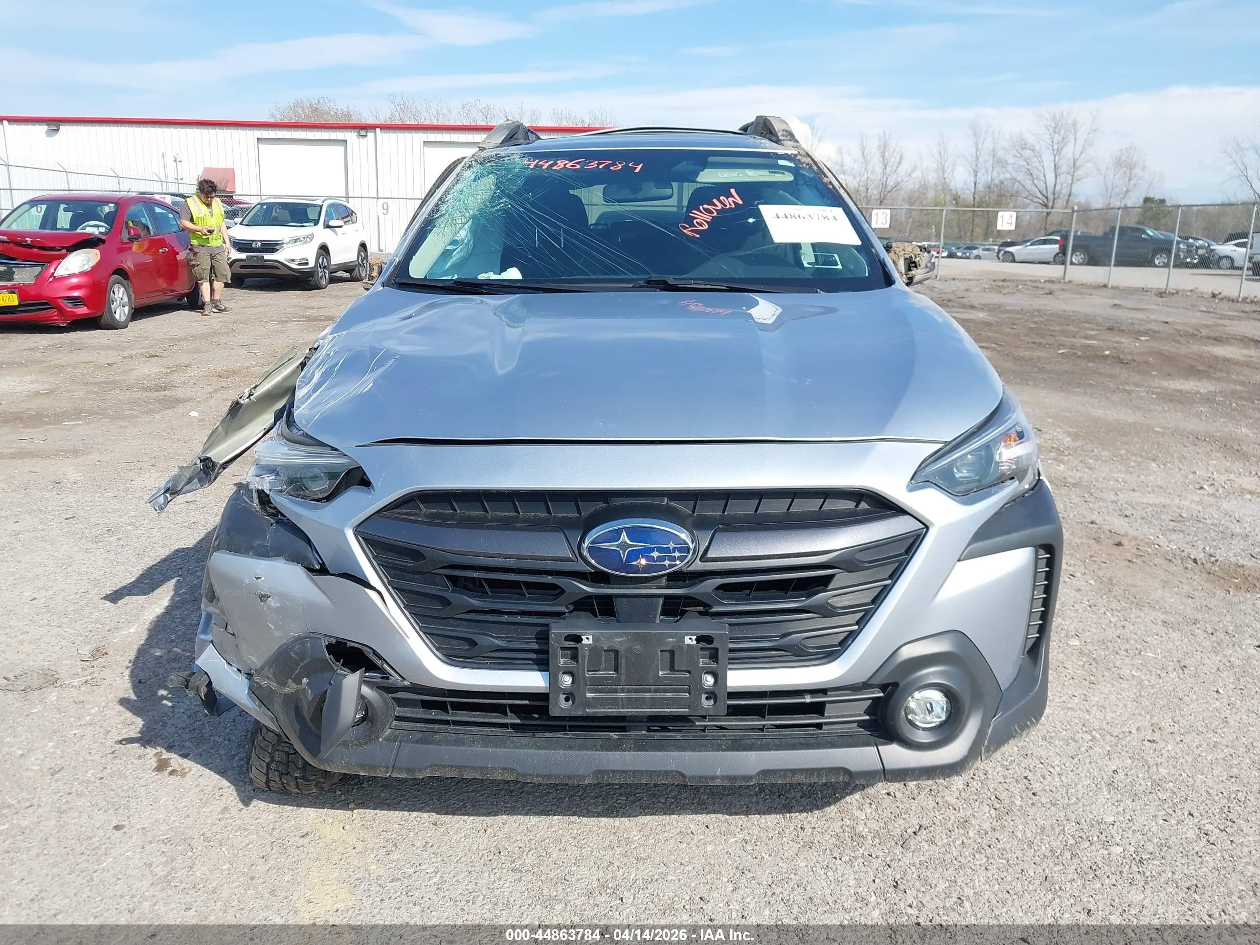 2025 Subaru Outback Premium Silver vin: 4S4BTAFC8S3130693
