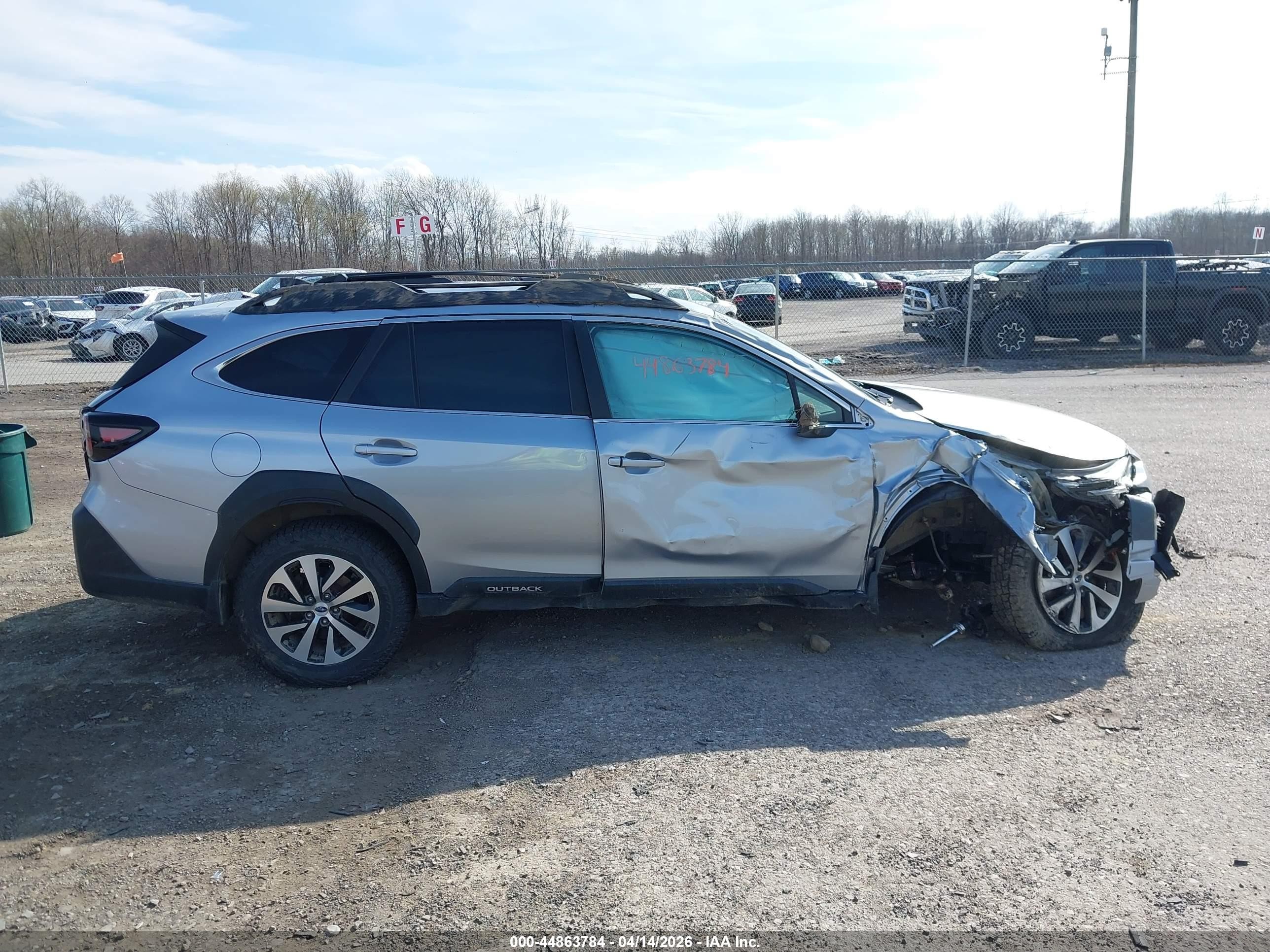 2025 Subaru Outback Premium Silver vin: 4S4BTAFC8S3130693