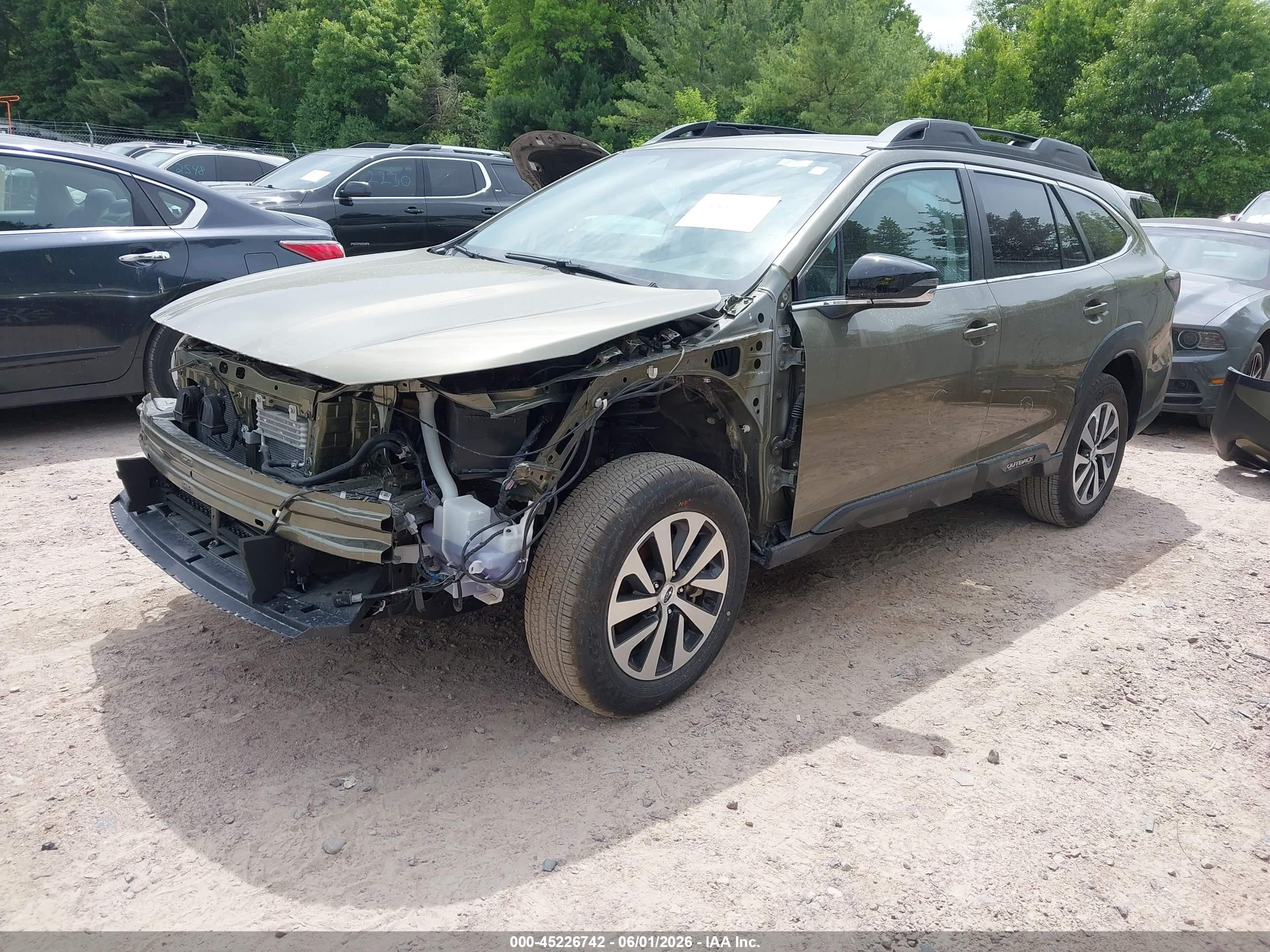 2025 Subaru Outback Premium Green vin: 4S4BTAFC8S3224461
