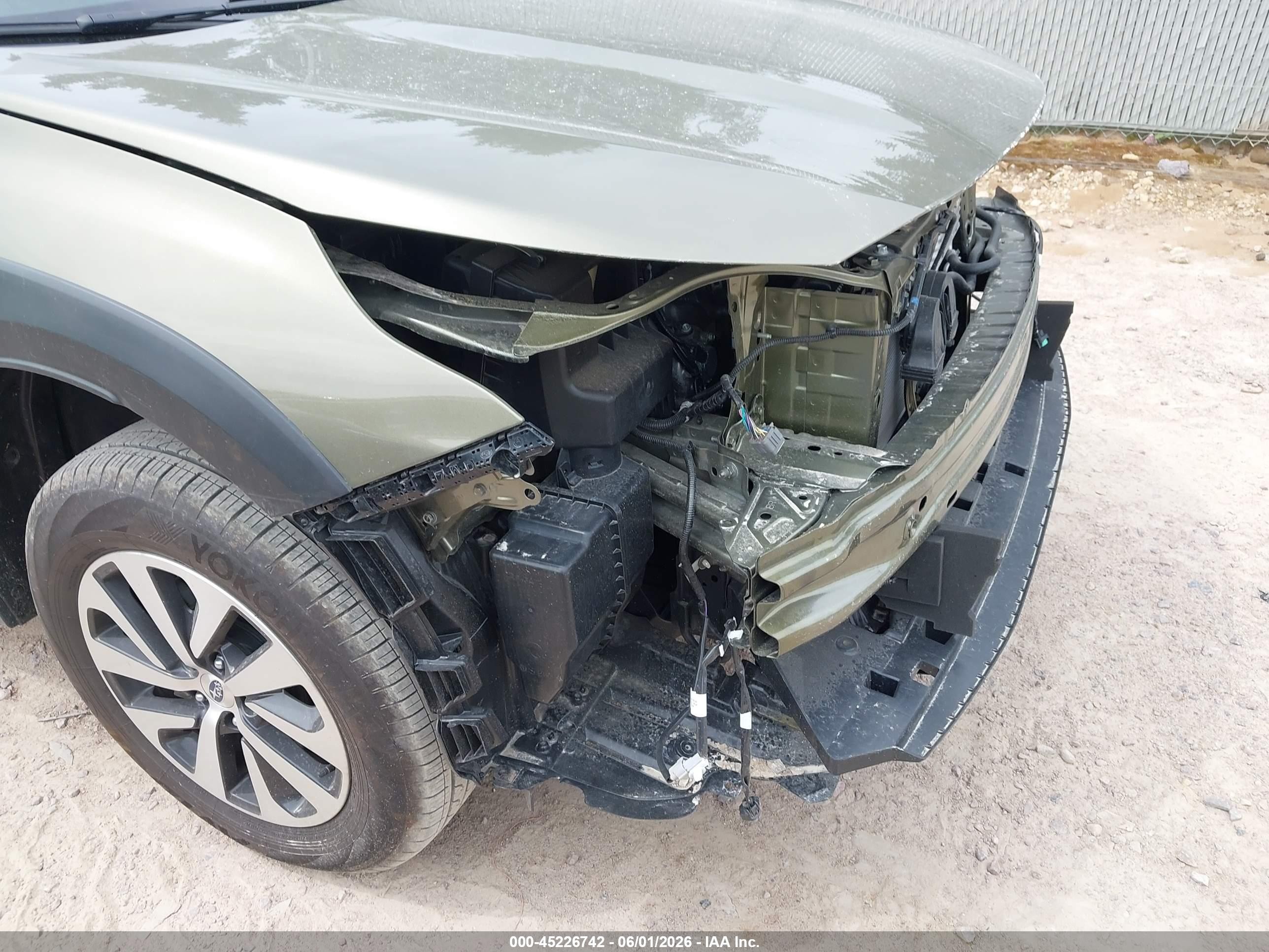 2025 Subaru Outback Premium Green vin: 4S4BTAFC8S3224461