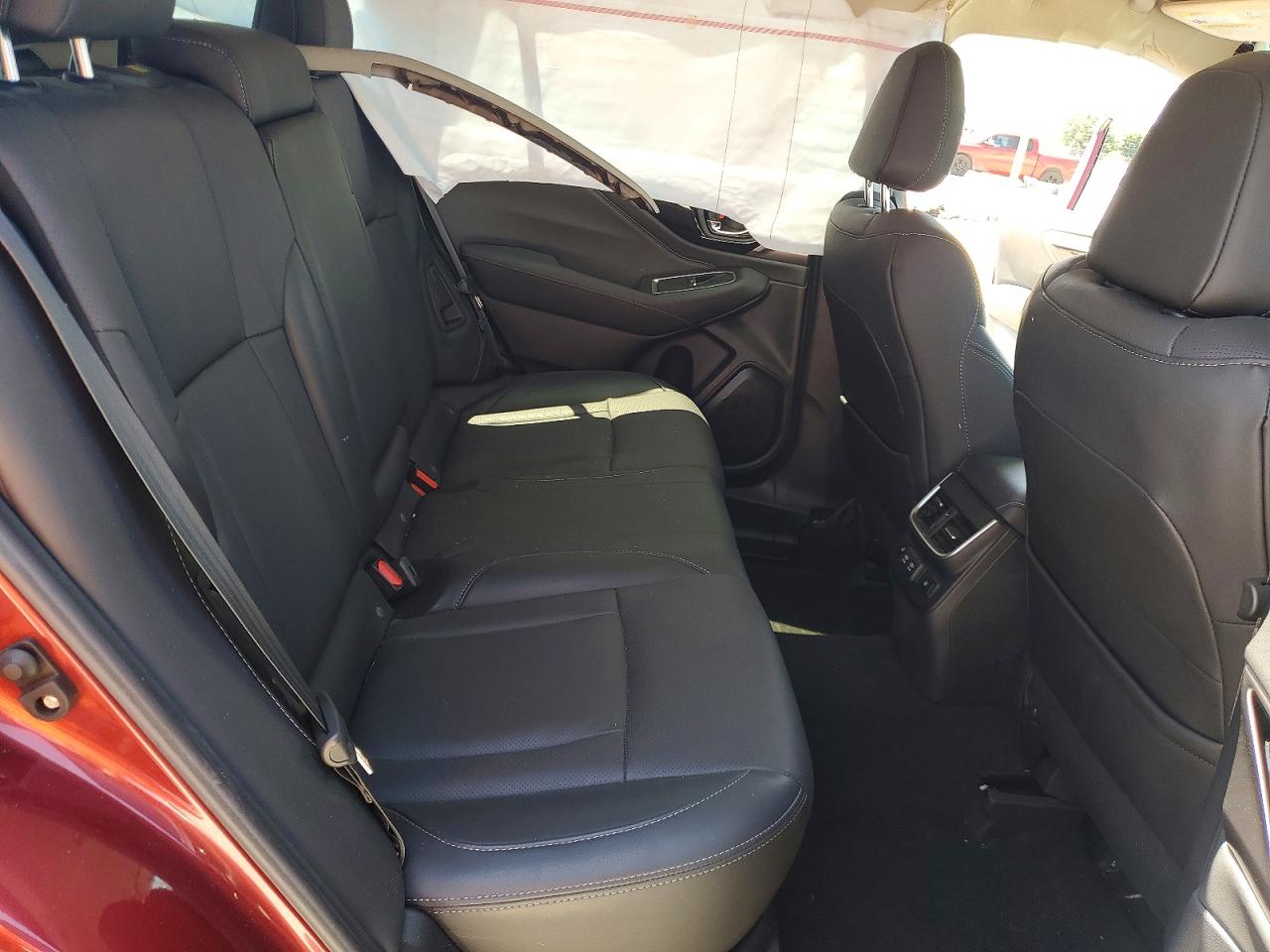 2020 Subaru Outback Limited Red vin: 4S4BTALC3L3224065