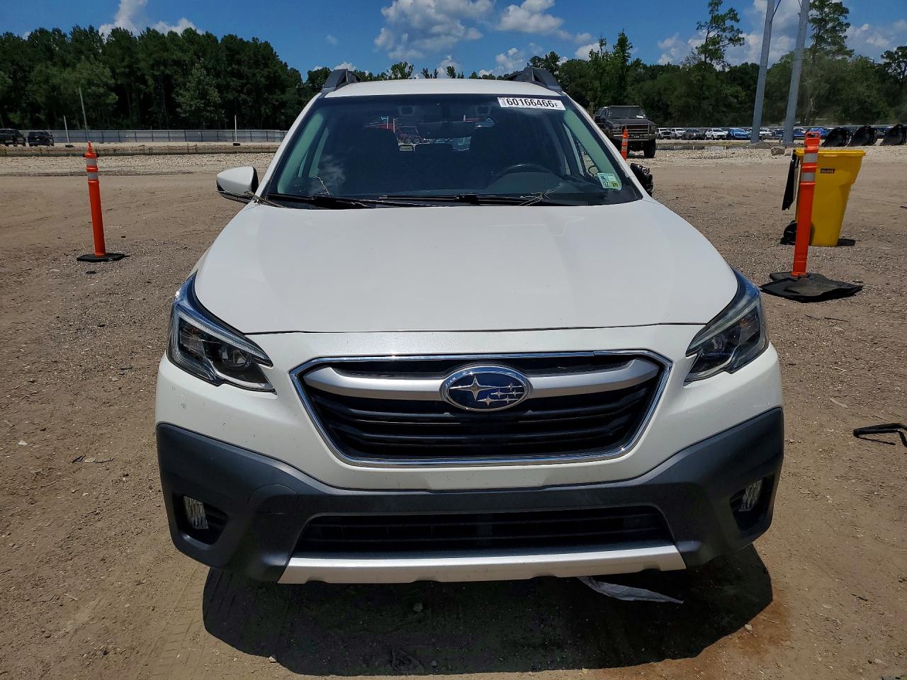 2020 Subaru Outback Limited White vin: 4S4BTALC5L3244821
