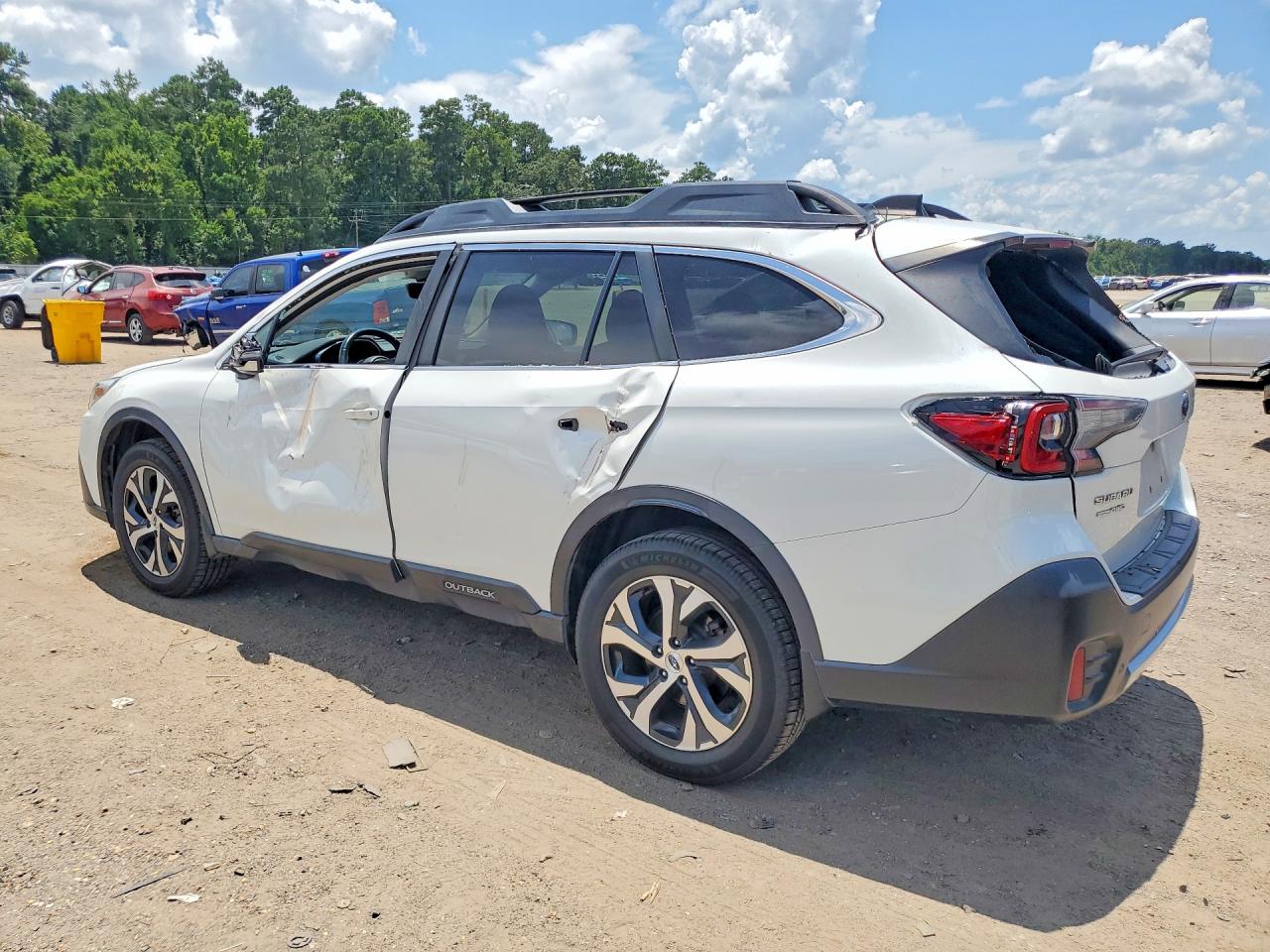 2020 Subaru Outback Limited White vin: 4S4BTALC5L3244821