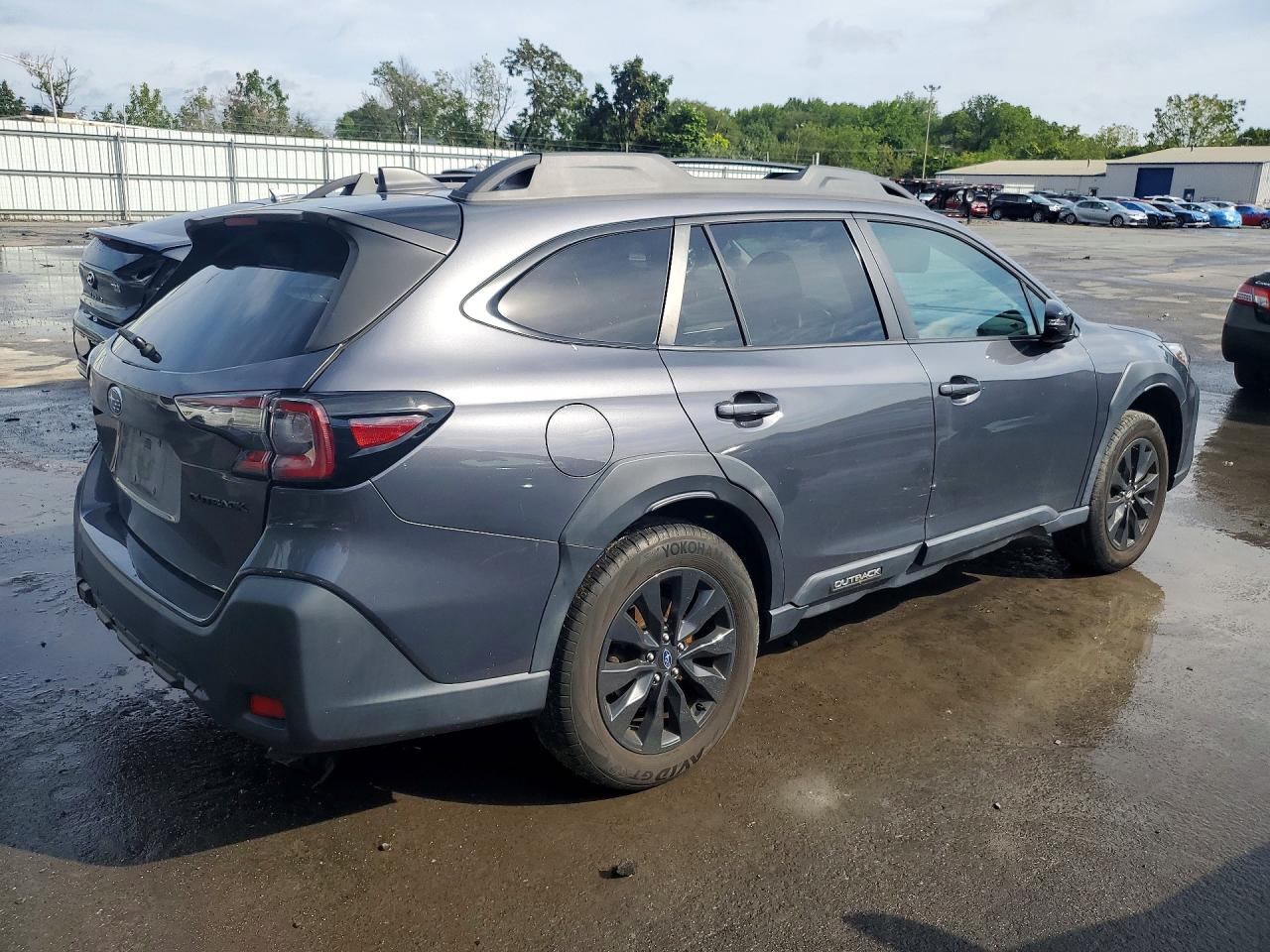 2023 Subaru Outback Onyx Edition Gray vin: 4S4BTALC5P3188496