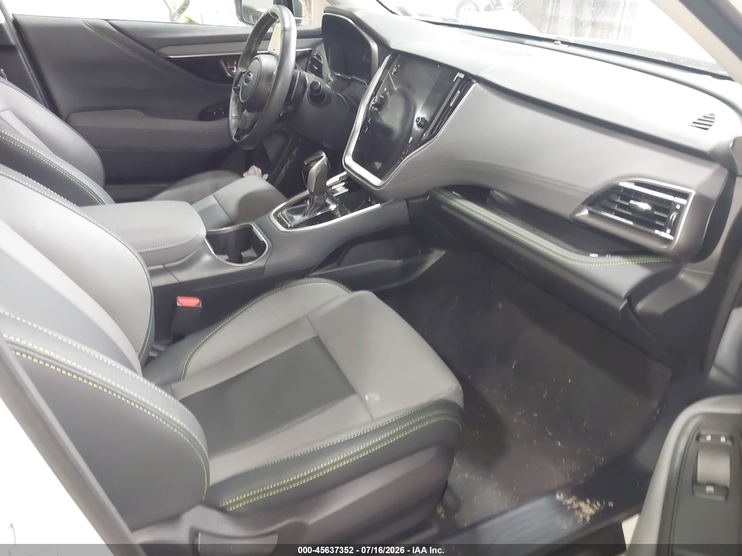 2025 Subaru Outback Onyx Edition White vin: 4S4BTALCXS3157284